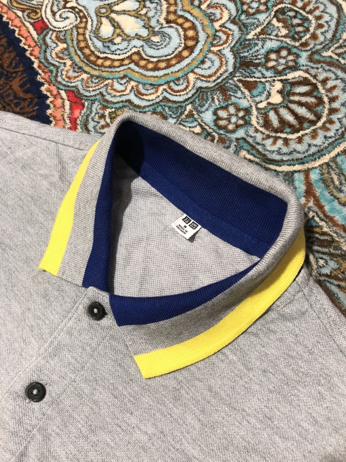 Uniqlo TSHIRT UNIQLO Size US M / EU 48-50 / 2 - 4 Thumbnail