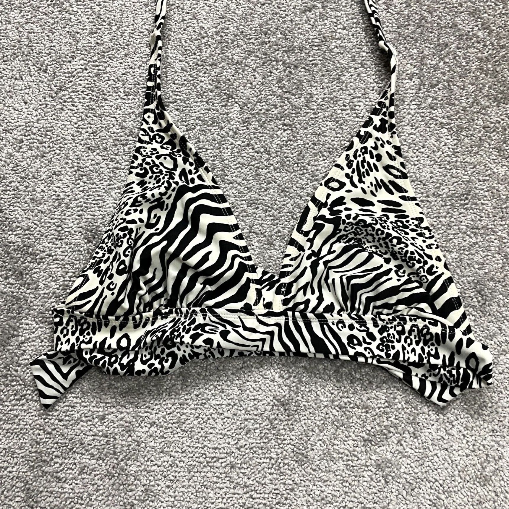 Triangl Unbranded Women's Bikini Top Small Black White Leopard Animal Print Halter Beach Backless Swimwear Size S / US 4 / IT 40 - 3 Thumbnail
