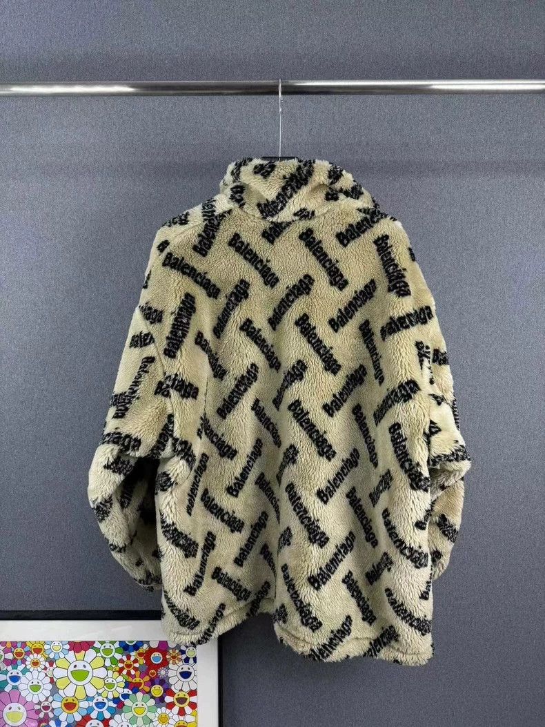 Balenciaga Balenciaga size 34 Bullet screen full of LOGO lambskin tedd Size US S / EU 44-46 / 1 - 2 Thumbnail