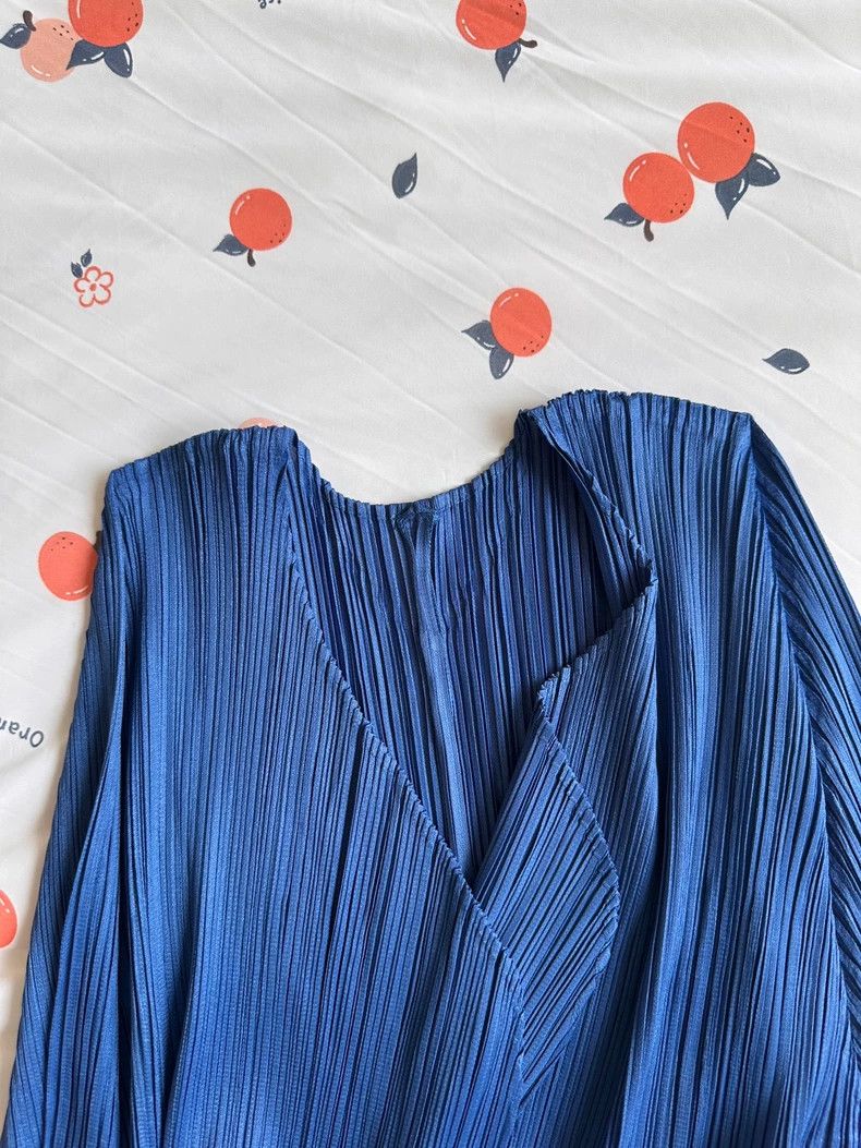 Issey Miyake Issey Miyake size:3 A dark blue pleated cardigan Size XS / US 0-2 / IT 36-38 - 8 Thumbnail