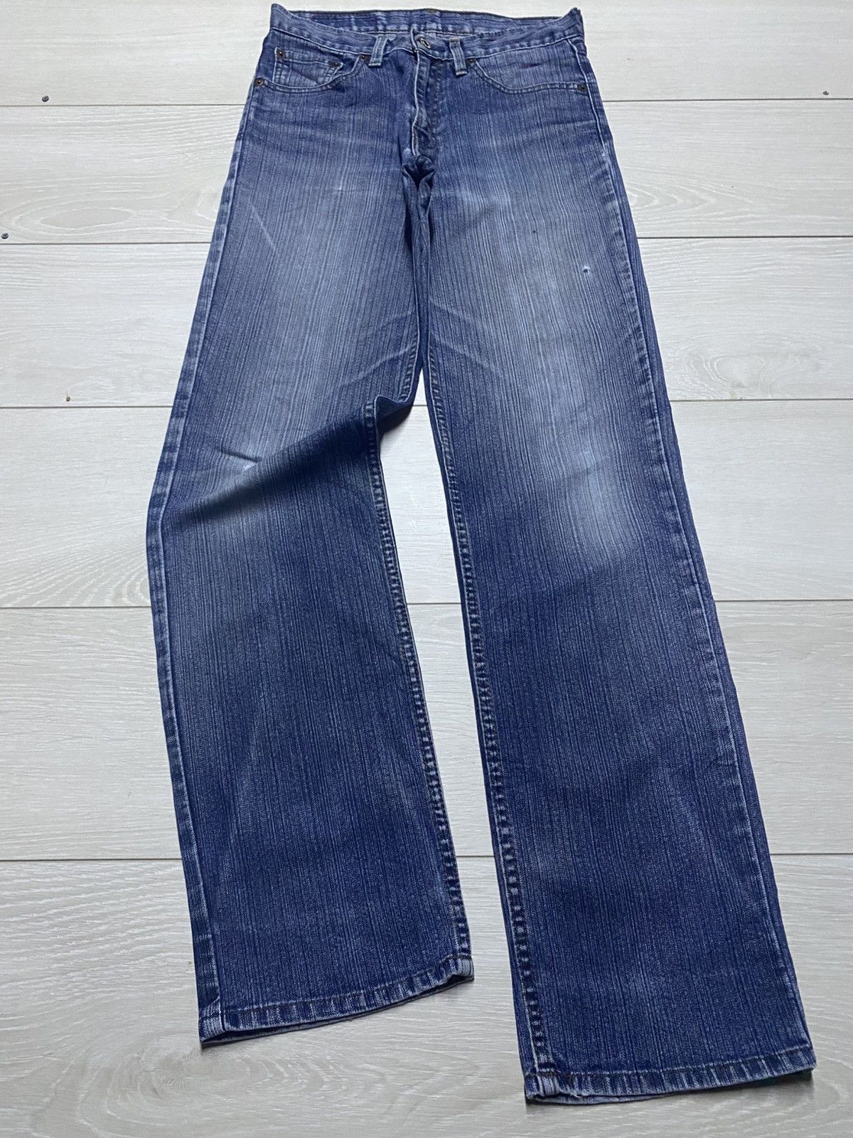 Levi's Vintage Levis 553 Blue Wash Distressed Slim Fit Jeans Size US 32 / EU 48 - 1 Thumbnail