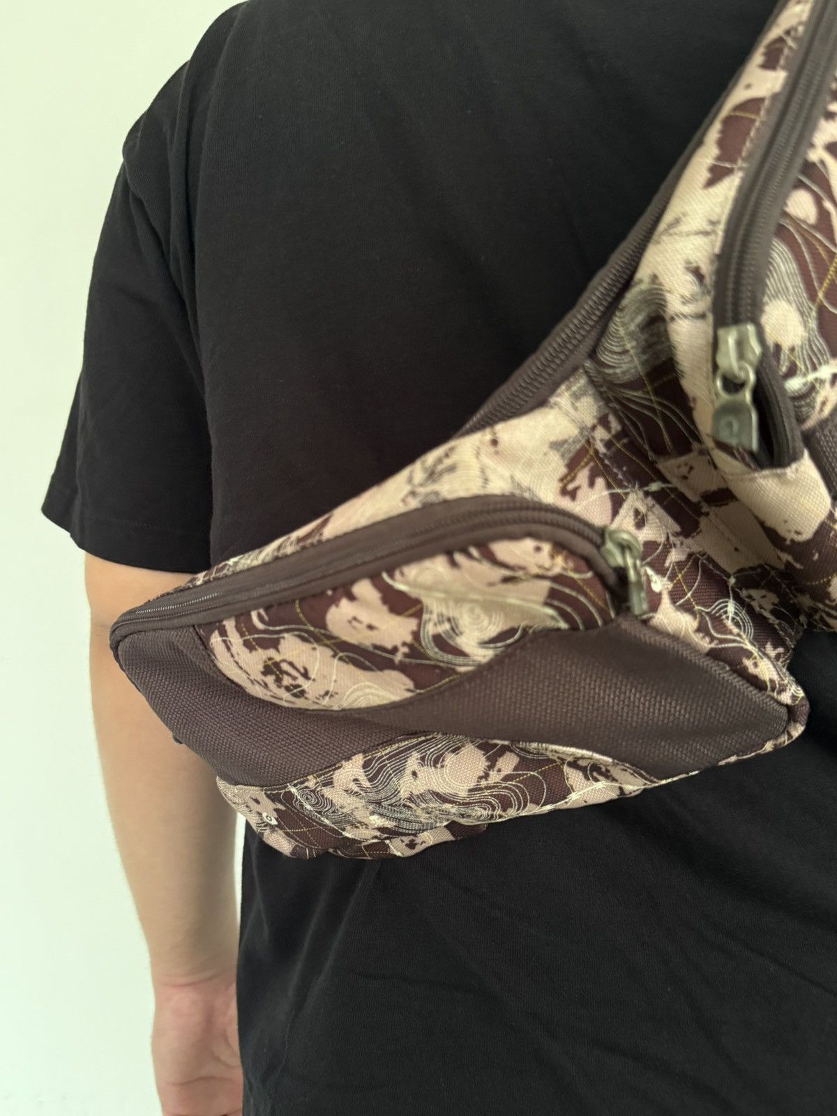 Gravis Gravis Vintage Y2K Radar Camo Crossbody Size ONE SIZE - 10 Thumbnail
