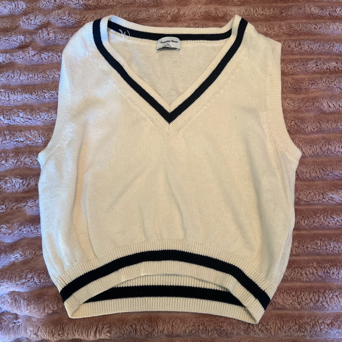 Aritzia sweater vest Size XS / US 0-2 / IT 36-38 - 1 Thumbnail