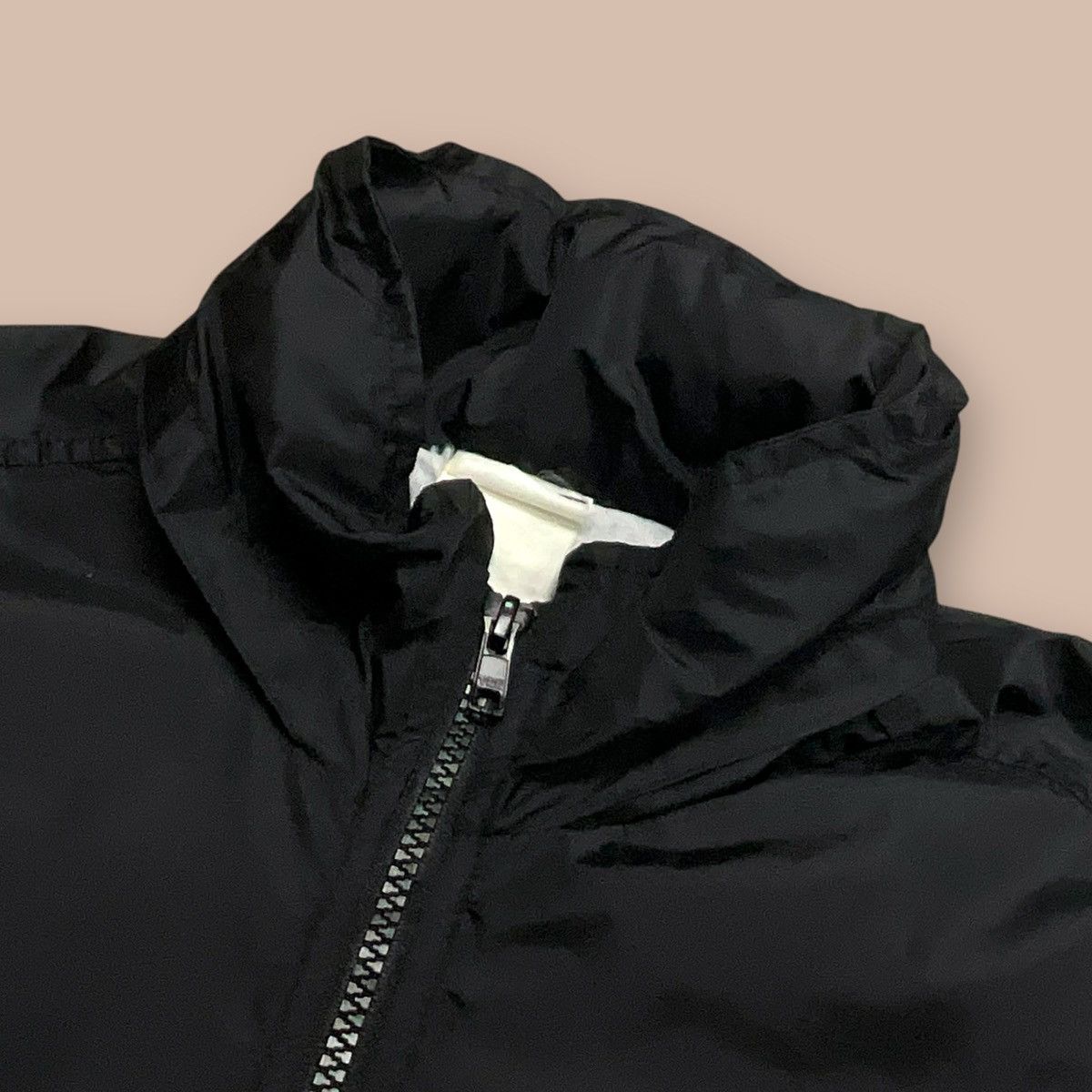Anime Vintage Cospa X Evangelion "Tokyo-3 NERV" Nylon Hoodie Size US XXL / EU 58 / 5 - 14 Thumbnail