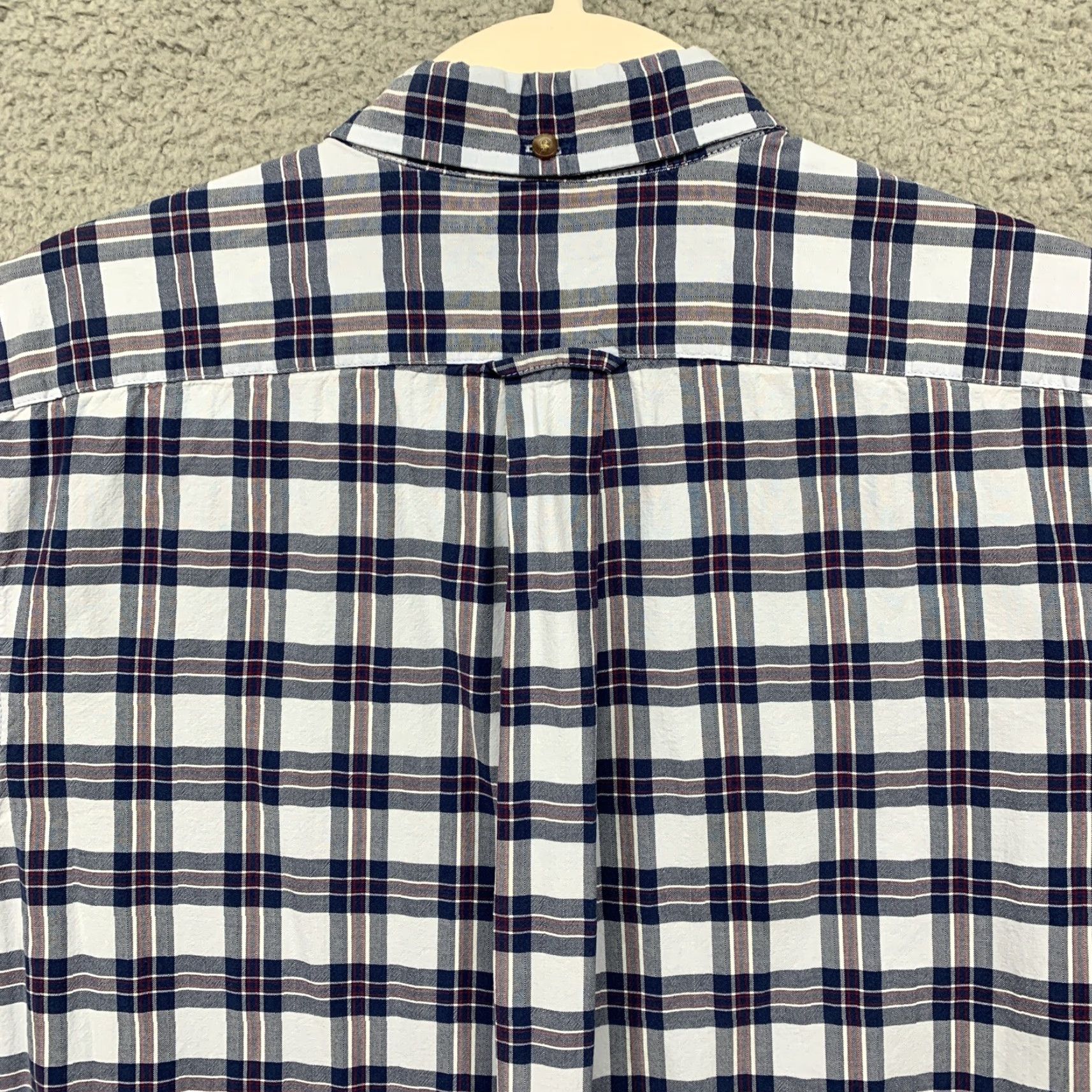 Izod IZOD Button Shirt Men's L Plaid 1 Pocket Button-Down Collar Blue White Red Regular Fit Shirt Men Size US L / EU 52-54 / 3 - 6 Thumbnail