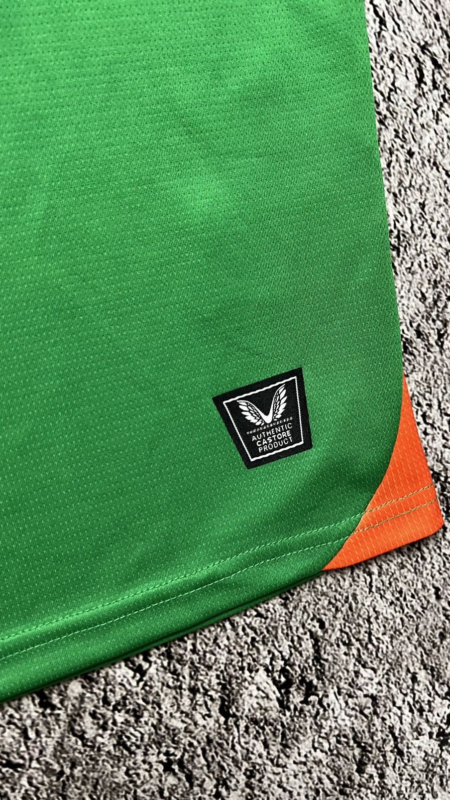 Castore NWT‼️2025/2026 Ireland 🇮🇪 Castore sky football jersey new Size US M / EU 48-50 / 2 - 4 Thumbnail