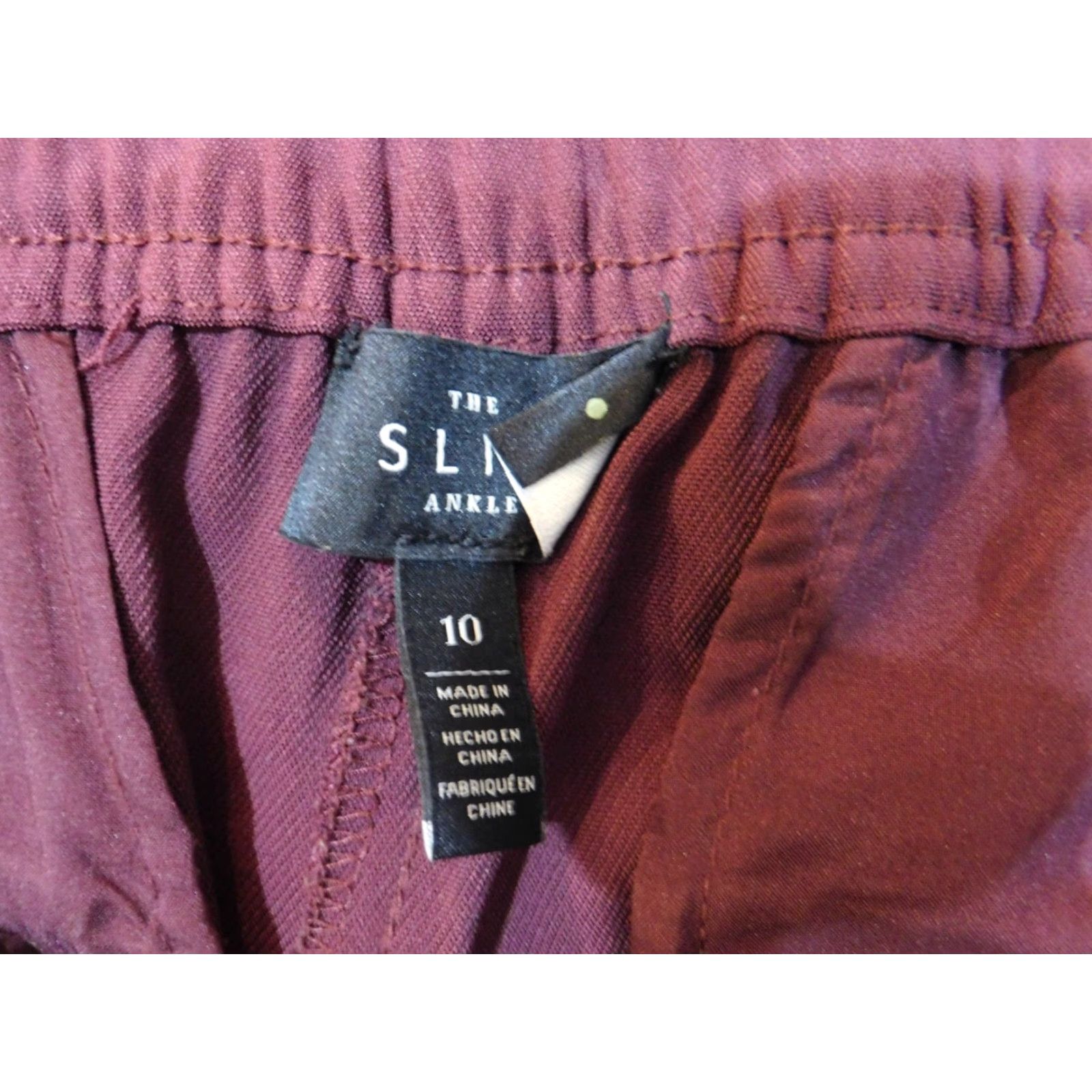 White House Black Market White House Black Market Pants 10 Slim Ankle Straight Stretch Burgundy Red Womens Regular Size 10 26in Inseam Casual VINTAGE? Size 24" / US 00 / IT 34 - 3 Thumbnail