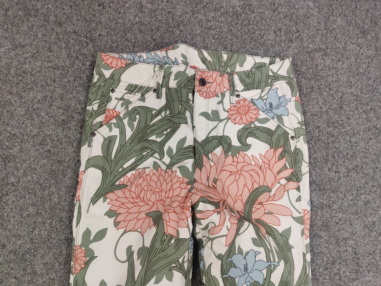 G-Star G-star raw Pharrell 5622 3d tapered flowers Boyfriend Jeans Size US 30 / EU 46 - 8 Thumbnail