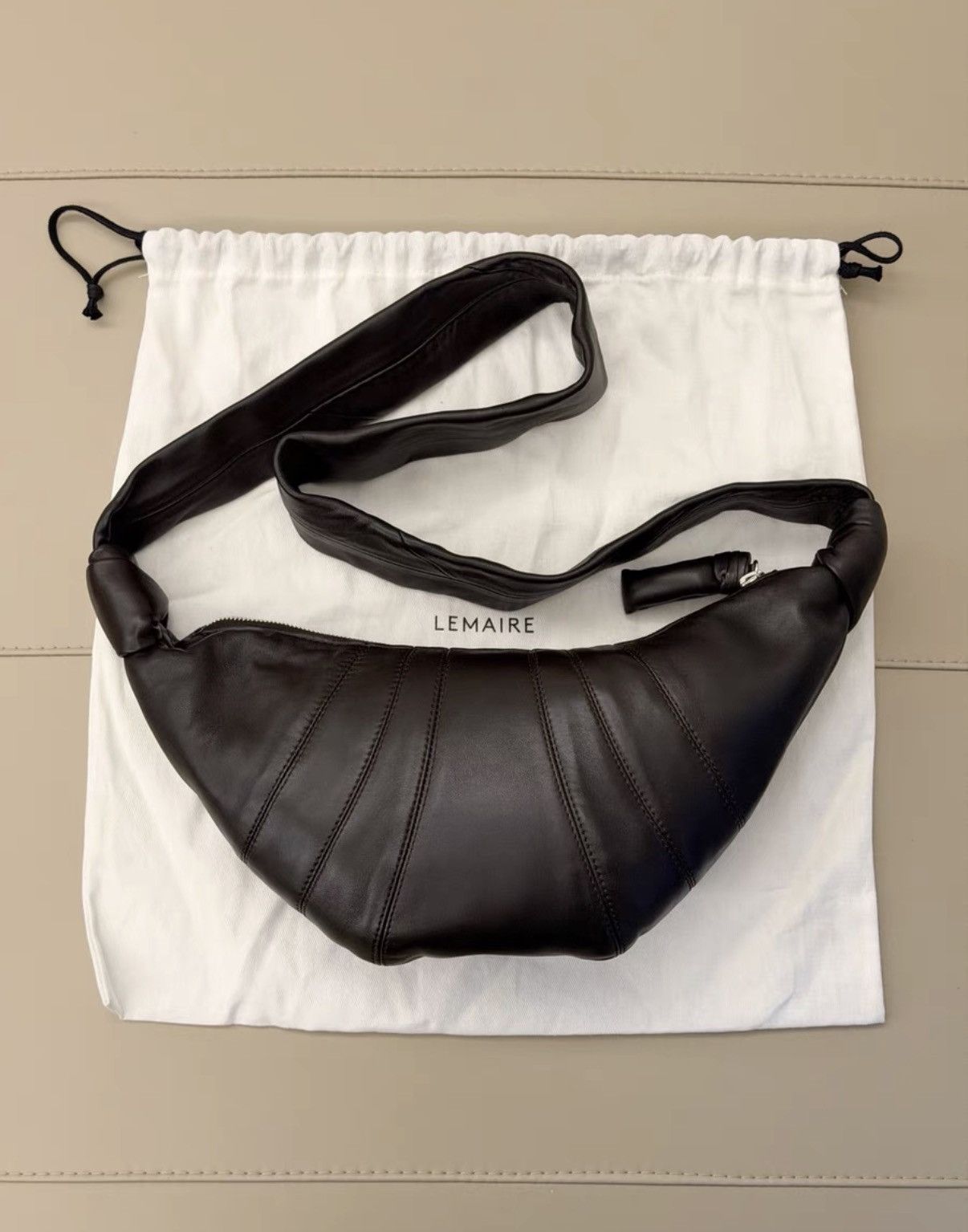 Lemaire Lemaire New Dark Chocolate Lambskin Croissant Bag KKKK9 Size ONE SIZE - 1 Thumbnail