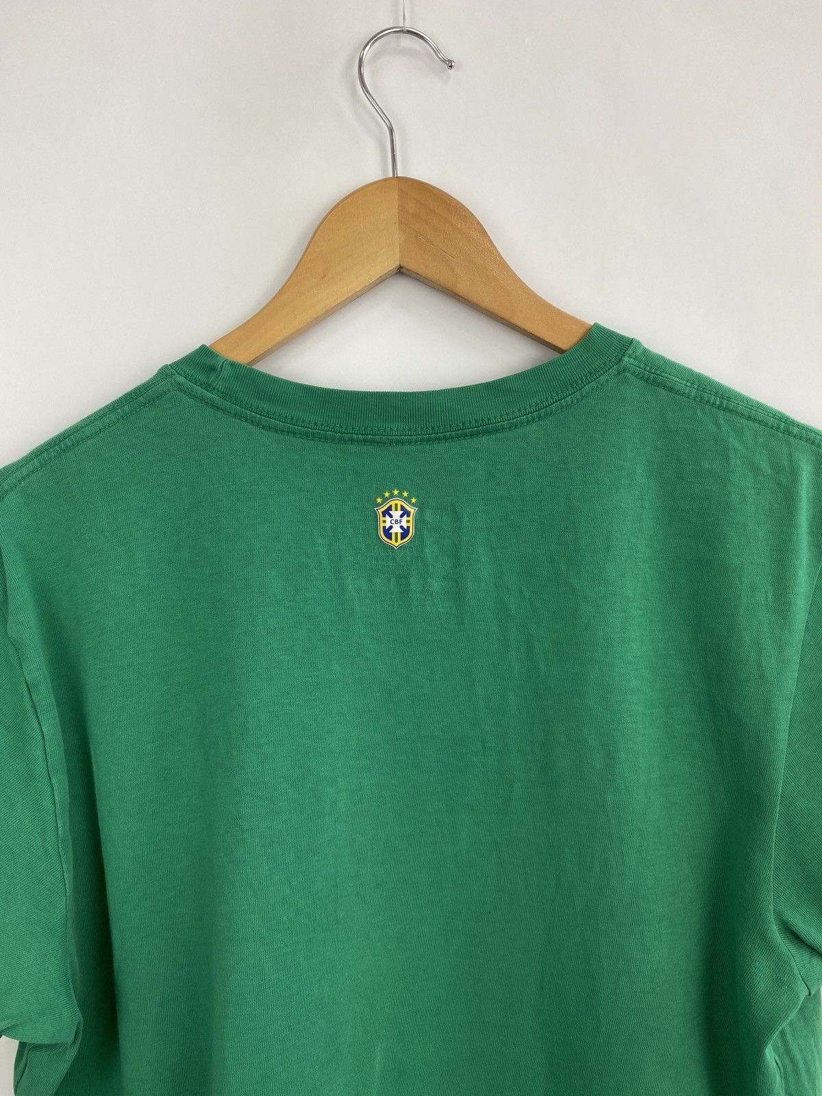 Nike 🇧🇷 Nike Brazil Bird Soccer T-Shirt Rare Retro Hype Y2K Size US L / EU 52-54 / 3 - 9 Thumbnail