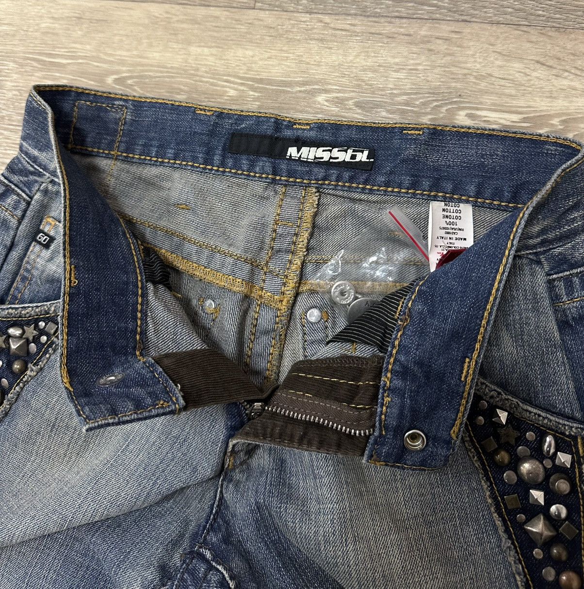 Miss Sixty Women’s Miss Sixty Denim Shorts Size 26 Blue Avant-Garde Y2K Size 26" / US 2 / IT 38 - 4 Thumbnail