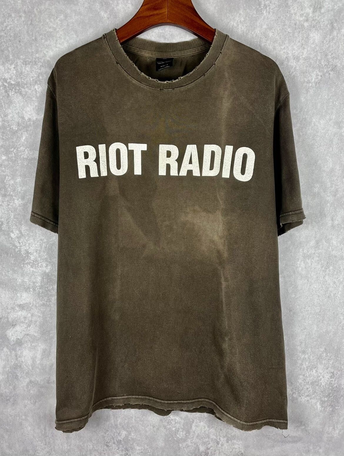 Number (N)ine vintage riot radio sun faded archive tee Size US L / EU 52-54 / 3 - 1 Thumbnail