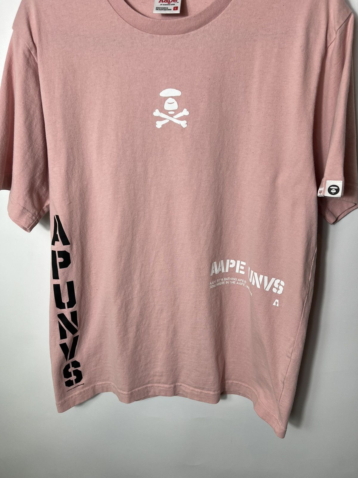 Aape Vintage streetwear y2k A bathing ape bape pink T-shirt Size US L / EU 52-54 / 3 - 4 Thumbnail