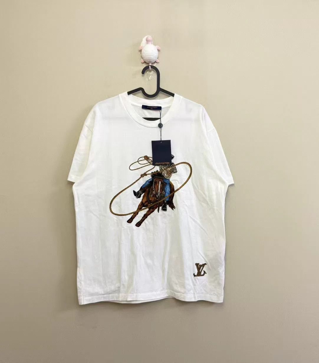 Louis Vuitton Louis Vuitton White Western Cowboy Embroidered Tee Size US M / EU 48-50 / 2 - 1 Thumbnail