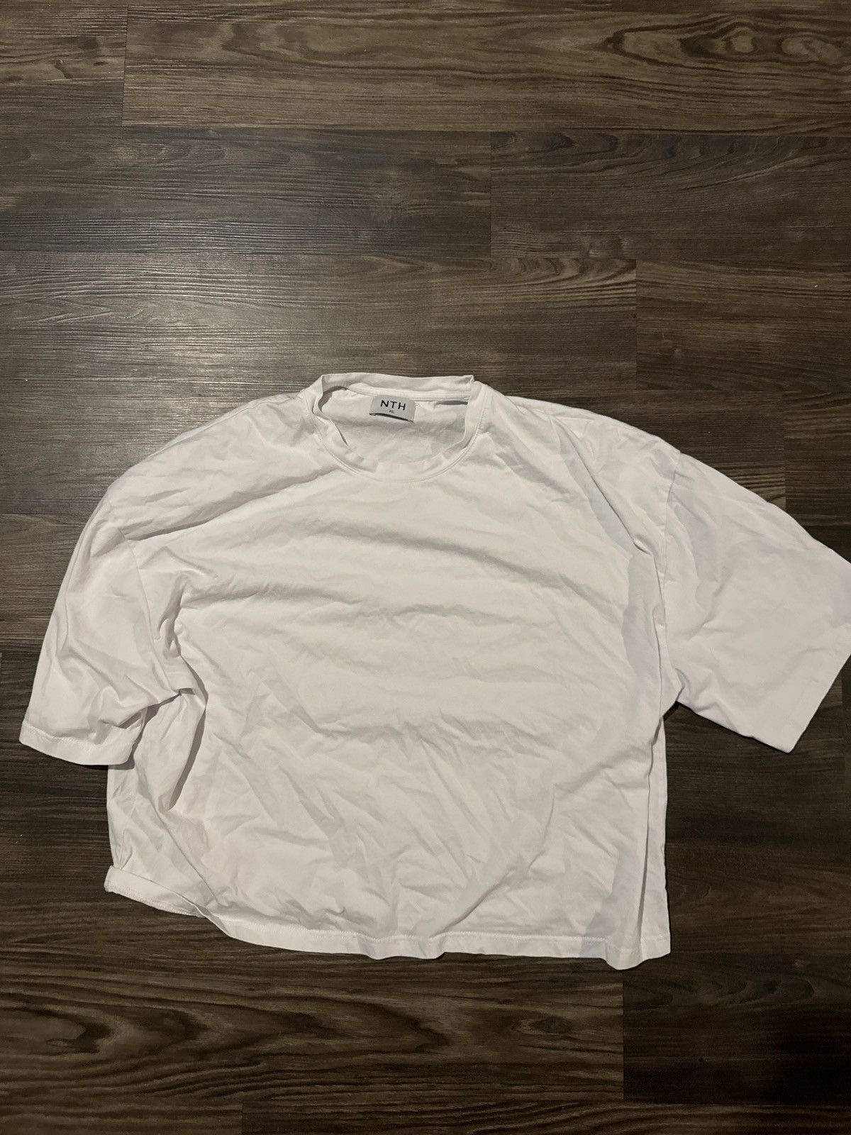 Japanese Brand WHITE CROPPED T-SHIRT Size US XL / EU 56 / 4 - 1 Thumbnail