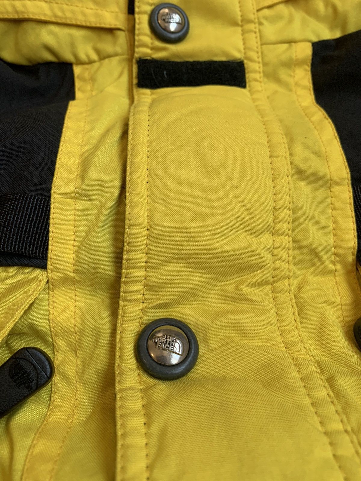 The North Face Vintage 1997 The North Face Extreme Range Gear in yellow Size US L / EU 52-54 / 3 - 6 Thumbnail