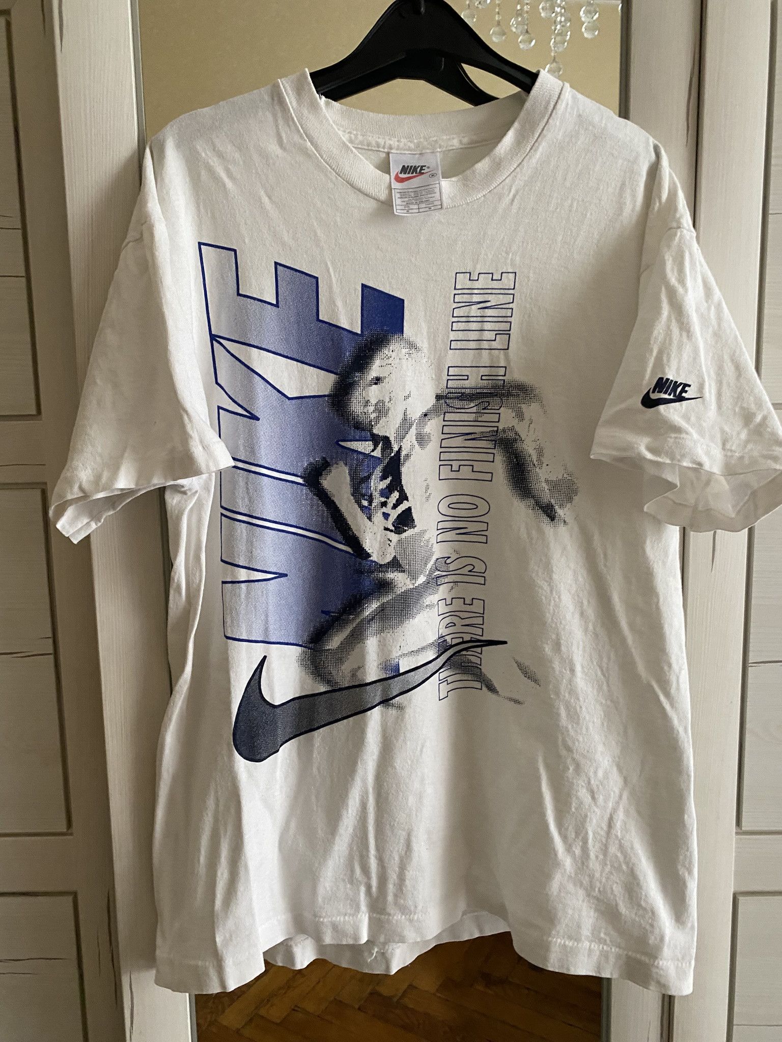 Nike Vintage 1990s Nike - There Is No Finish Line T-Shirt Size US M / EU 48-50 / 2 - 1 Thumbnail