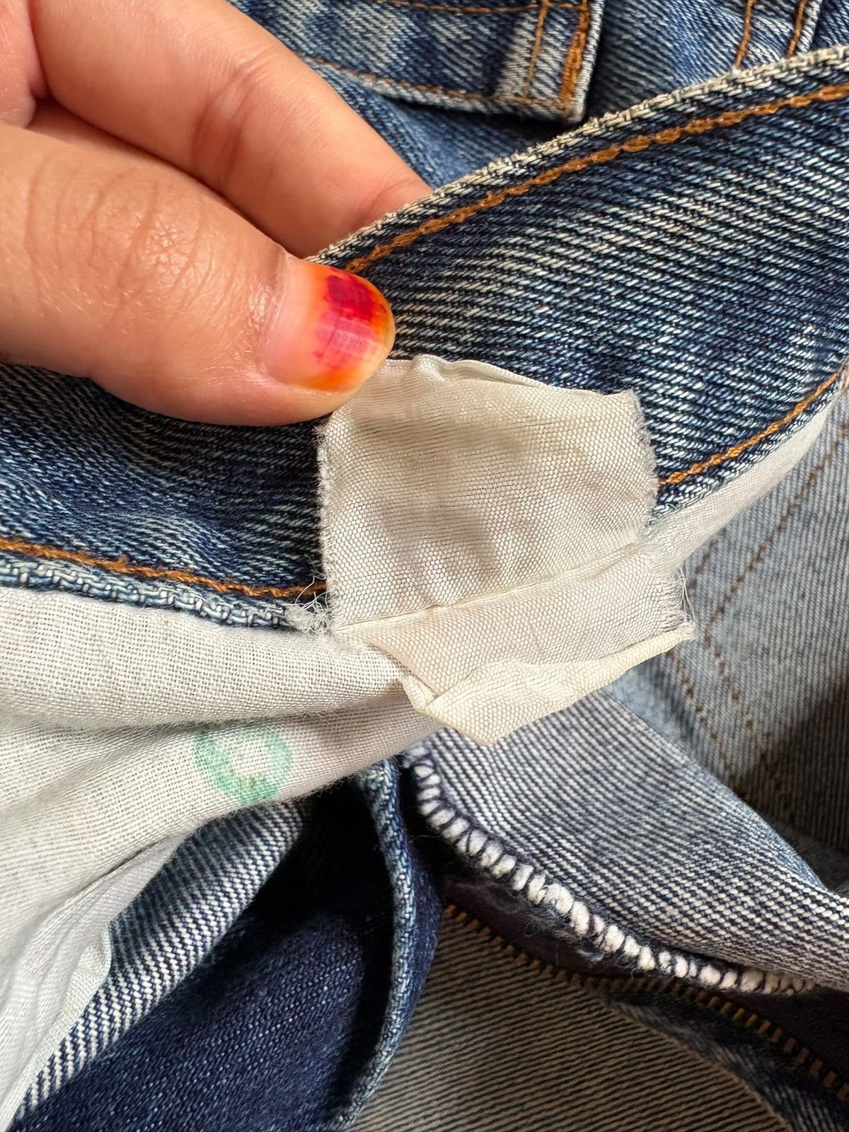 Japanese Brand Vintage Japanese Brand Mud Wash Distressed Loose Jeans Size US 29 - 11 Thumbnail