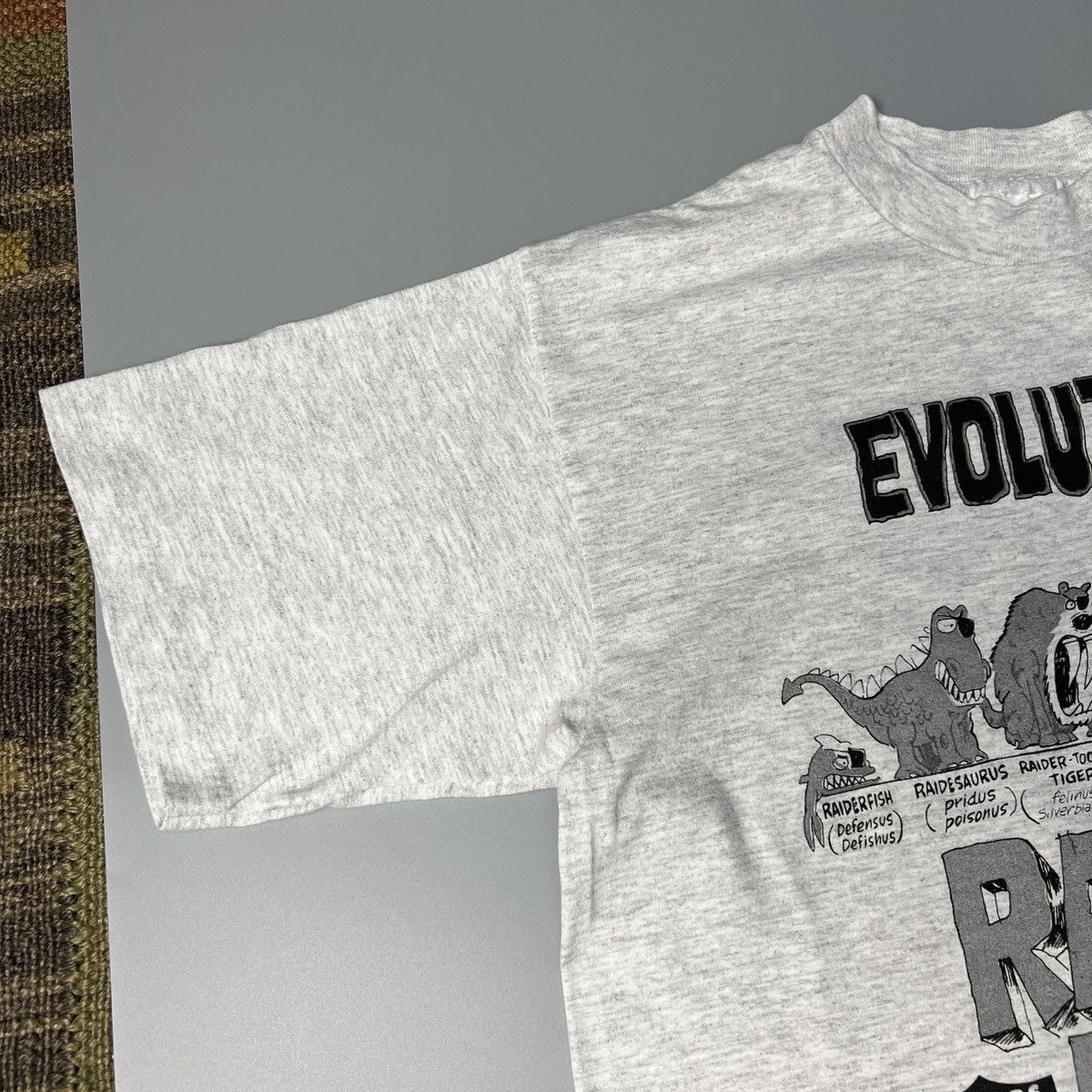 Vintage 1993 Los Angeles Raiders “Raider Man” Evolution Nfl Tees Size US M / EU 48-50 / 2 - 3 Thumbnail