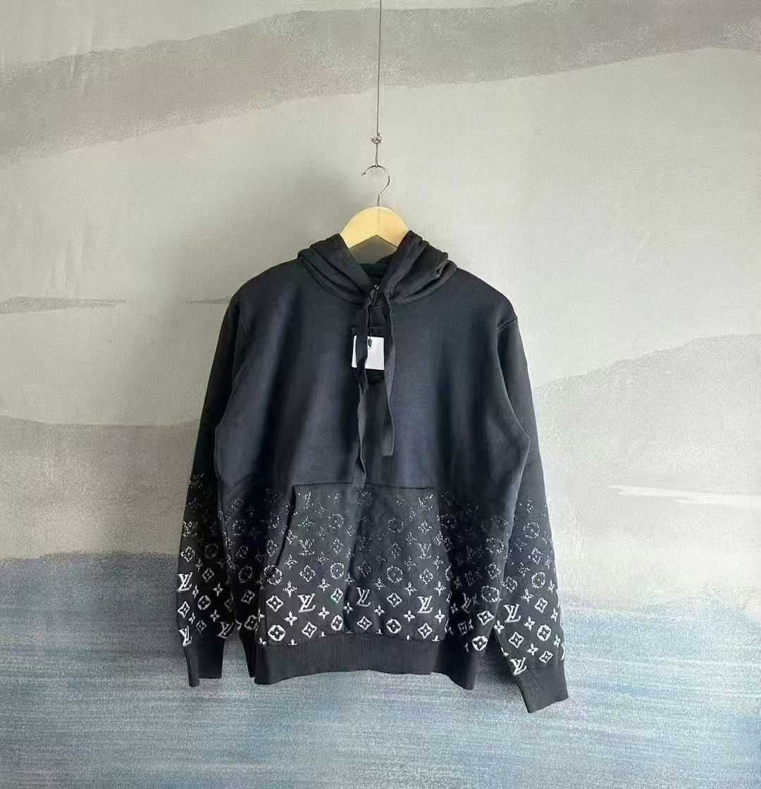 Louis Vuitton louis vuitton gray-blue gradient hoodie M size Size US M / EU 48-50 / 2 - 1 Thumbnail