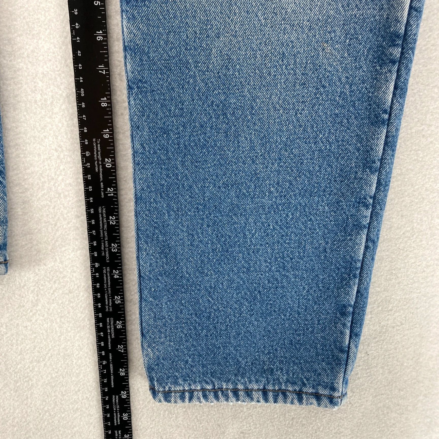 Vintage L.L. Bean Jeans Mens 35x30 Classic Fit Tapered Leg Blue Denim Fleece Lined 5-Pocket Chore Shirt? Size US 35 - 7 Thumbnail