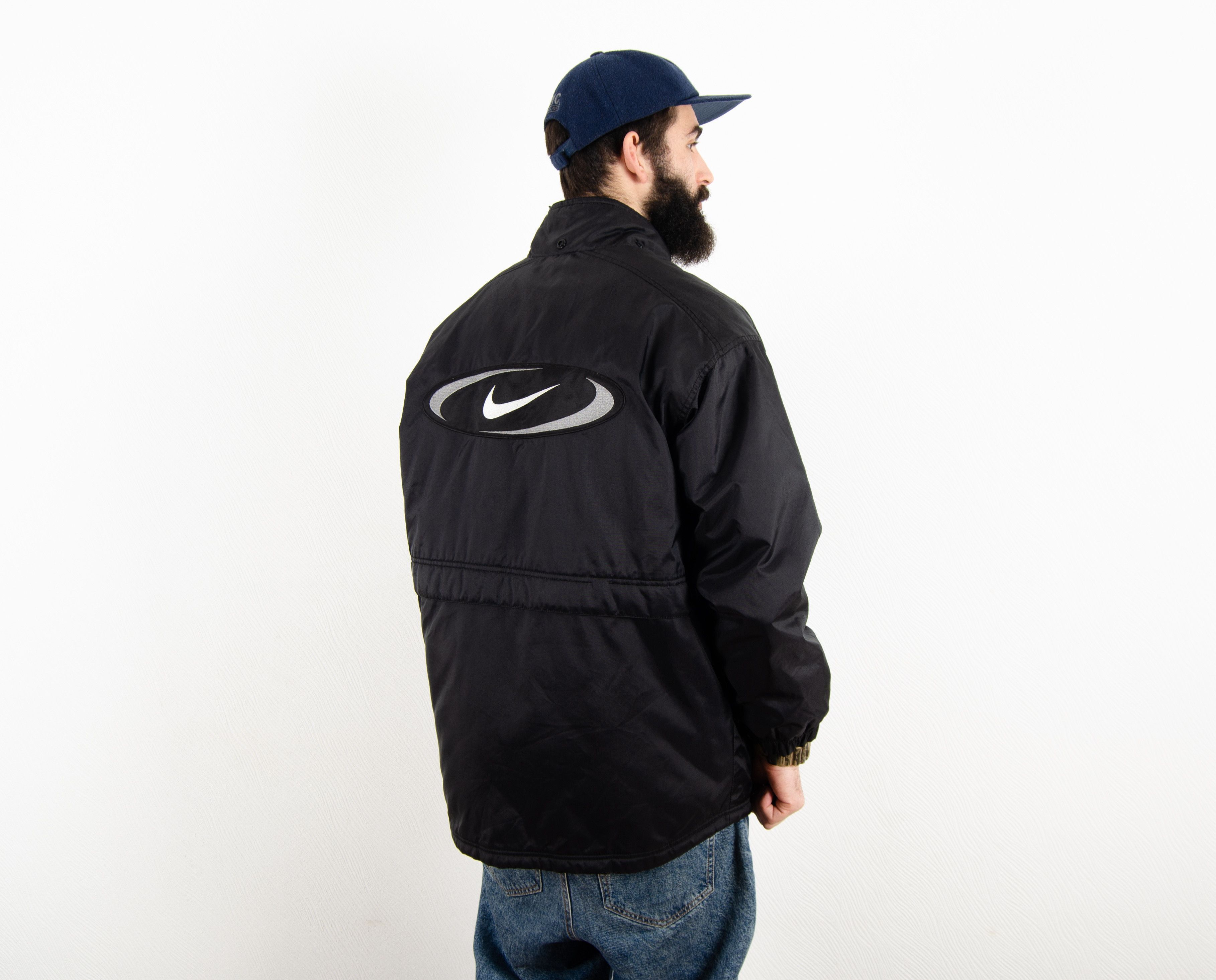 Nike Vintage Nike Black Oversized Big Swoosh Logo Jacket Size US L / EU 52-54 / 3 - 1 Thumbnail