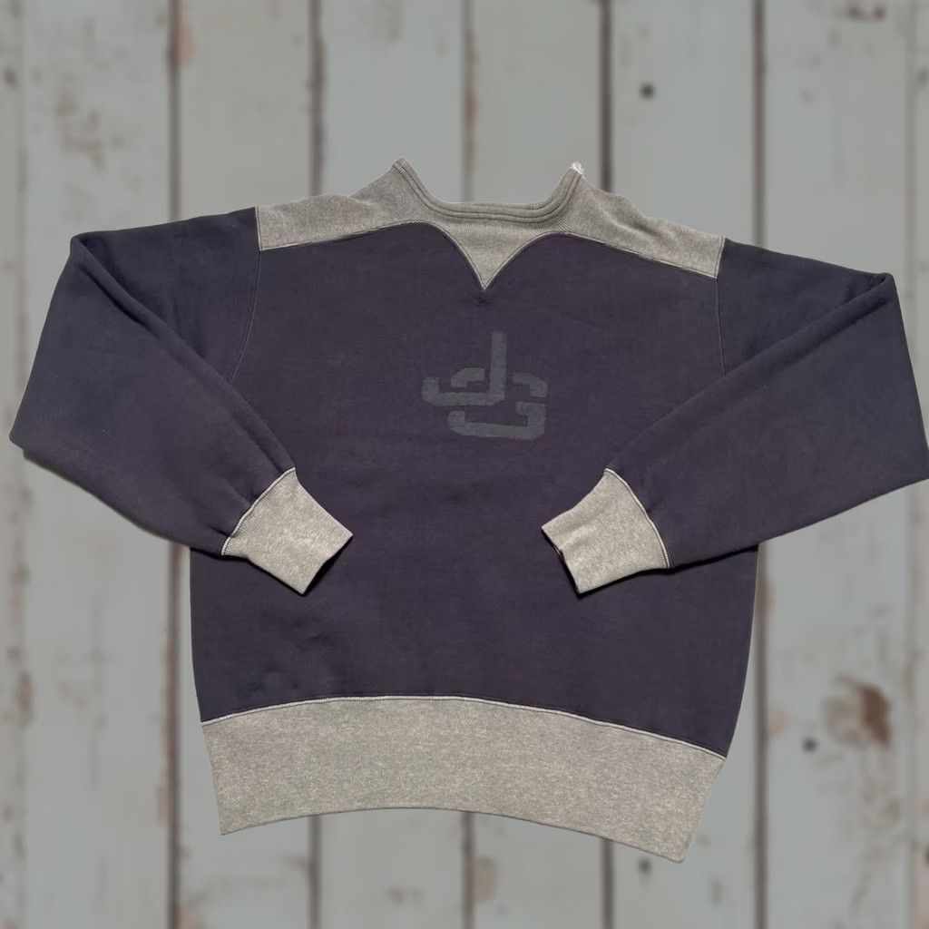 Vintage - Relevant keywords: "John Gluckow," "SCSC," "Double V," "Vintage Style," "Stencil," "Sweatshirt. Size US M / EU 48-50 / 2 - 1 Thumbnail
