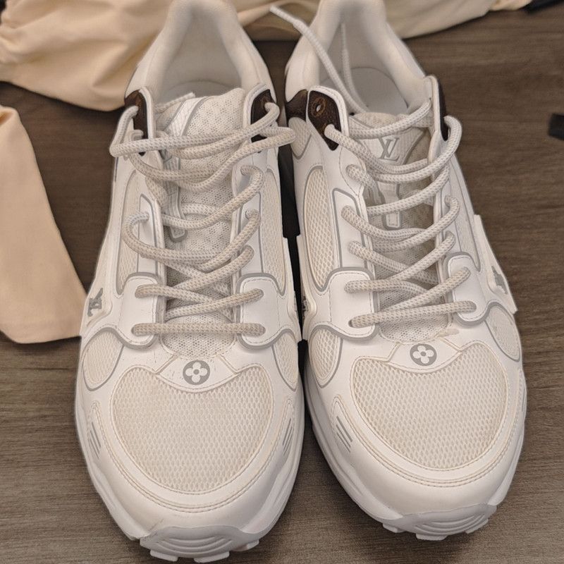 Louis Vuitton Louis Vuitton Olympia Low-Top Sneakers for Women -2505 Size US 9.5 / IT 39.5 - 2 Thumbnail