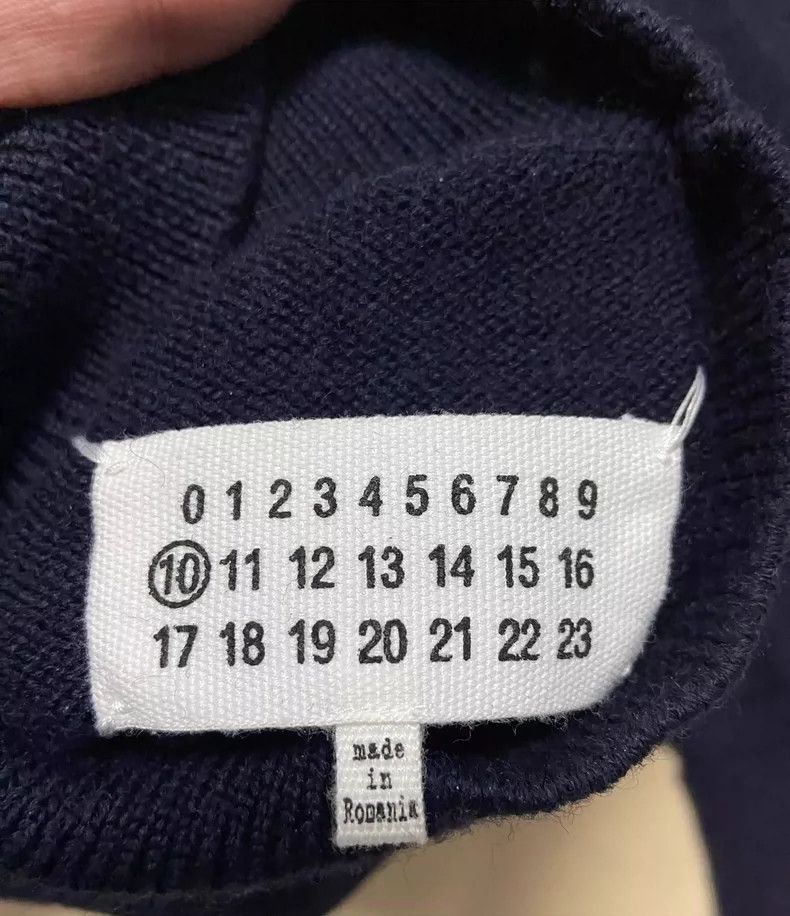 Maison Margiela Maison Margiela Sweater Size US M / EU 48-50 / 2 - 3 Thumbnail