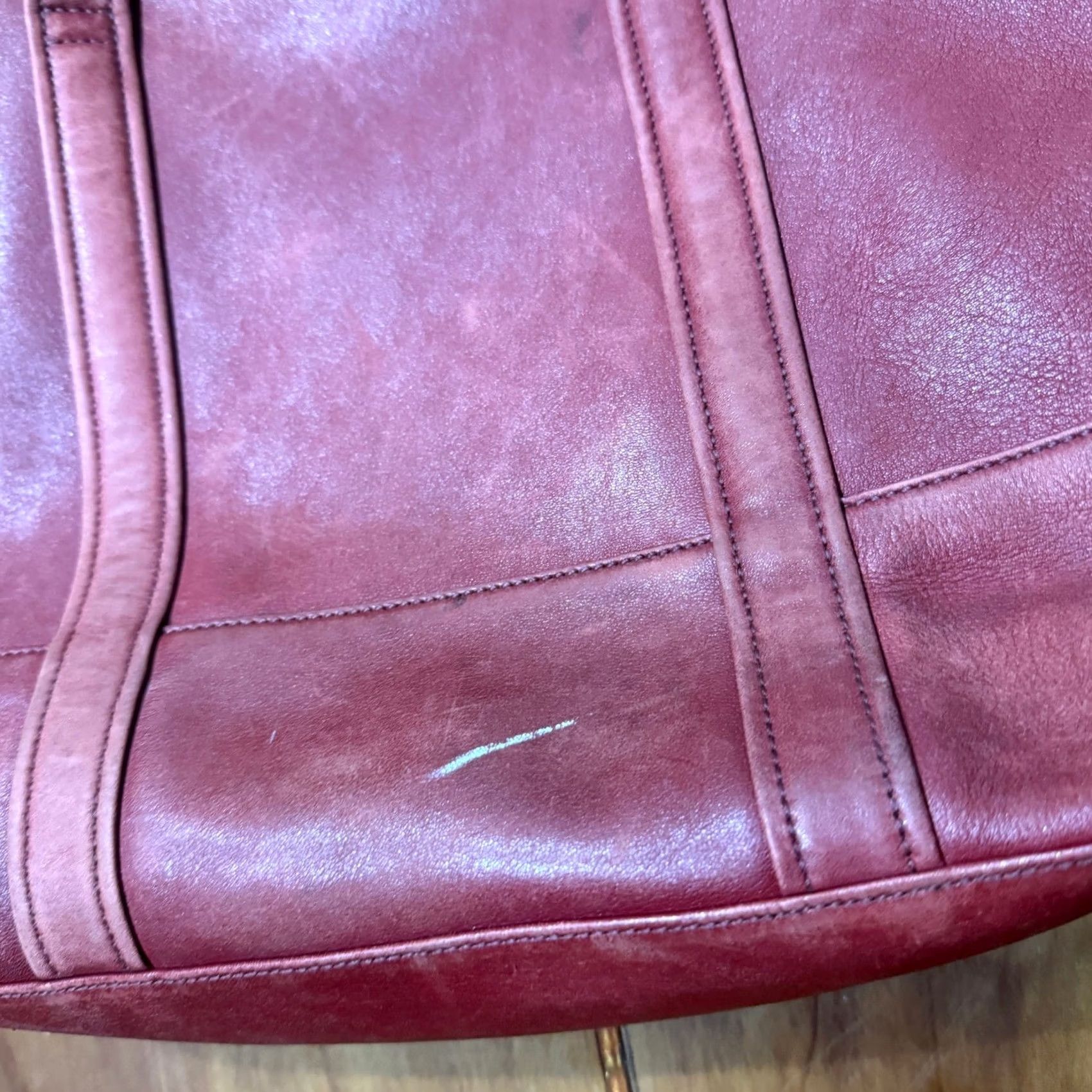Coach VINTAGE Coach Red Leather Bag Purse Shoulder YY12 Leather Hunt Square 13x12x3 Large Women Womens Shoulder Bag Size ONE SIZE - 5 Thumbnail