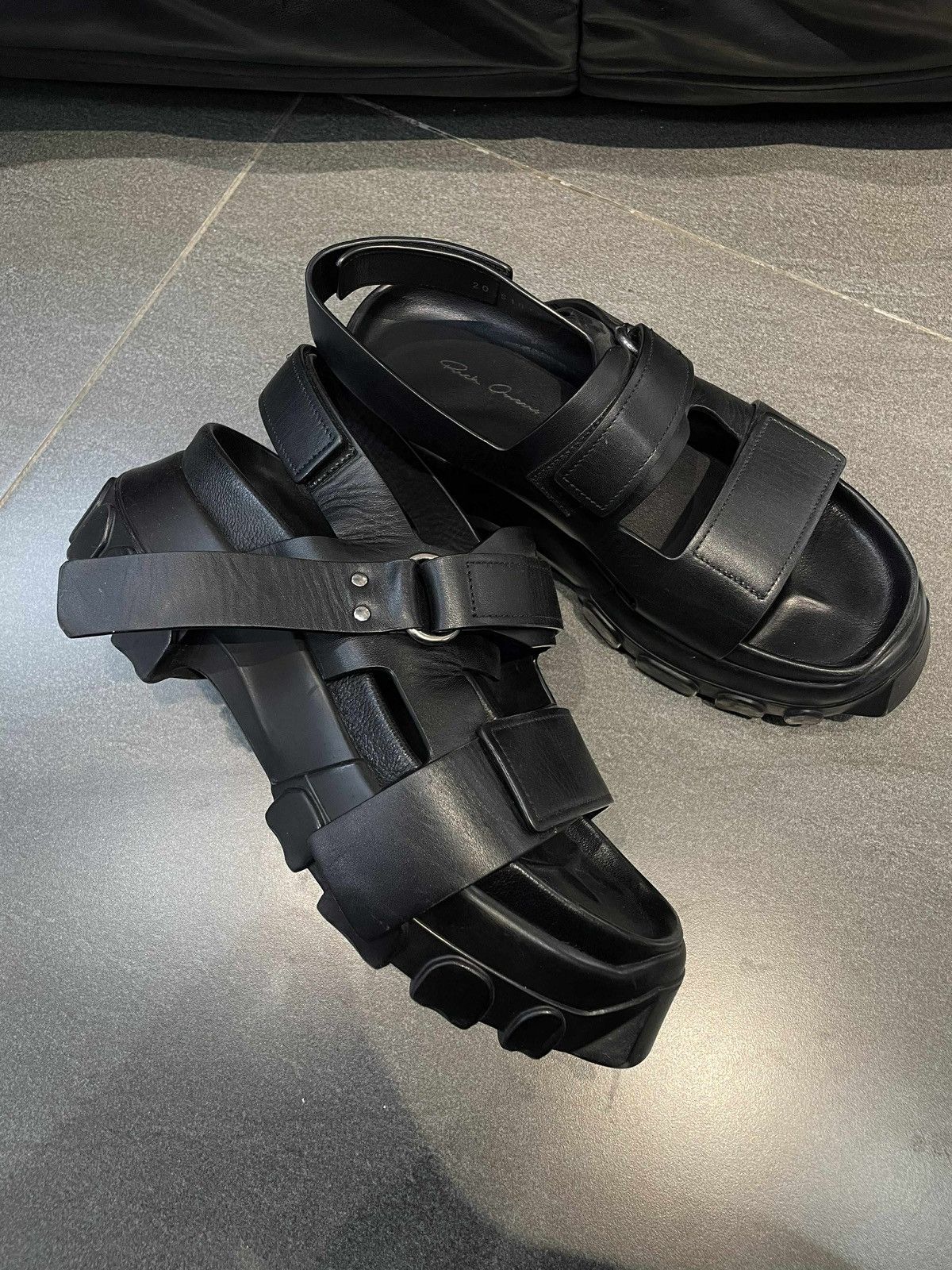 Rick Owens Rick Owens Tractor Sandals Size US 7 / EU 40 - 6 Thumbnail
