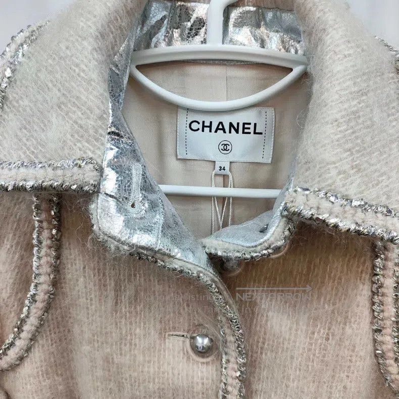 Chanel Chanel 17k series Mohai fur coat Size XXS / US 00 / IT 34 - 3 Thumbnail