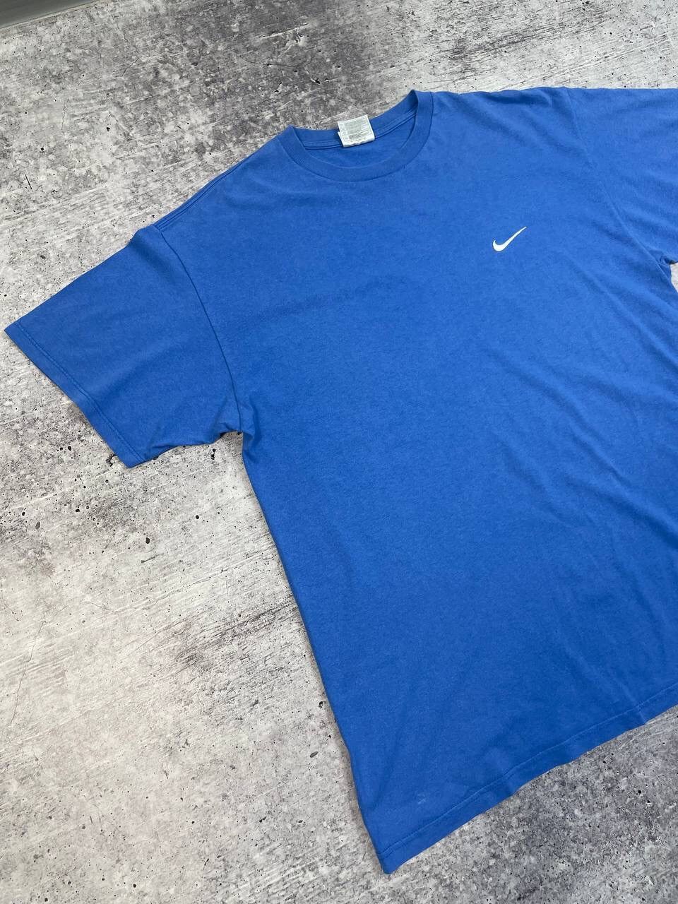Nike Vintage 90s Nike Baggy Swoosh Made In USA Tee T-Shirt Y2K Size US L / EU 52-54 / 3 - 2 Thumbnail