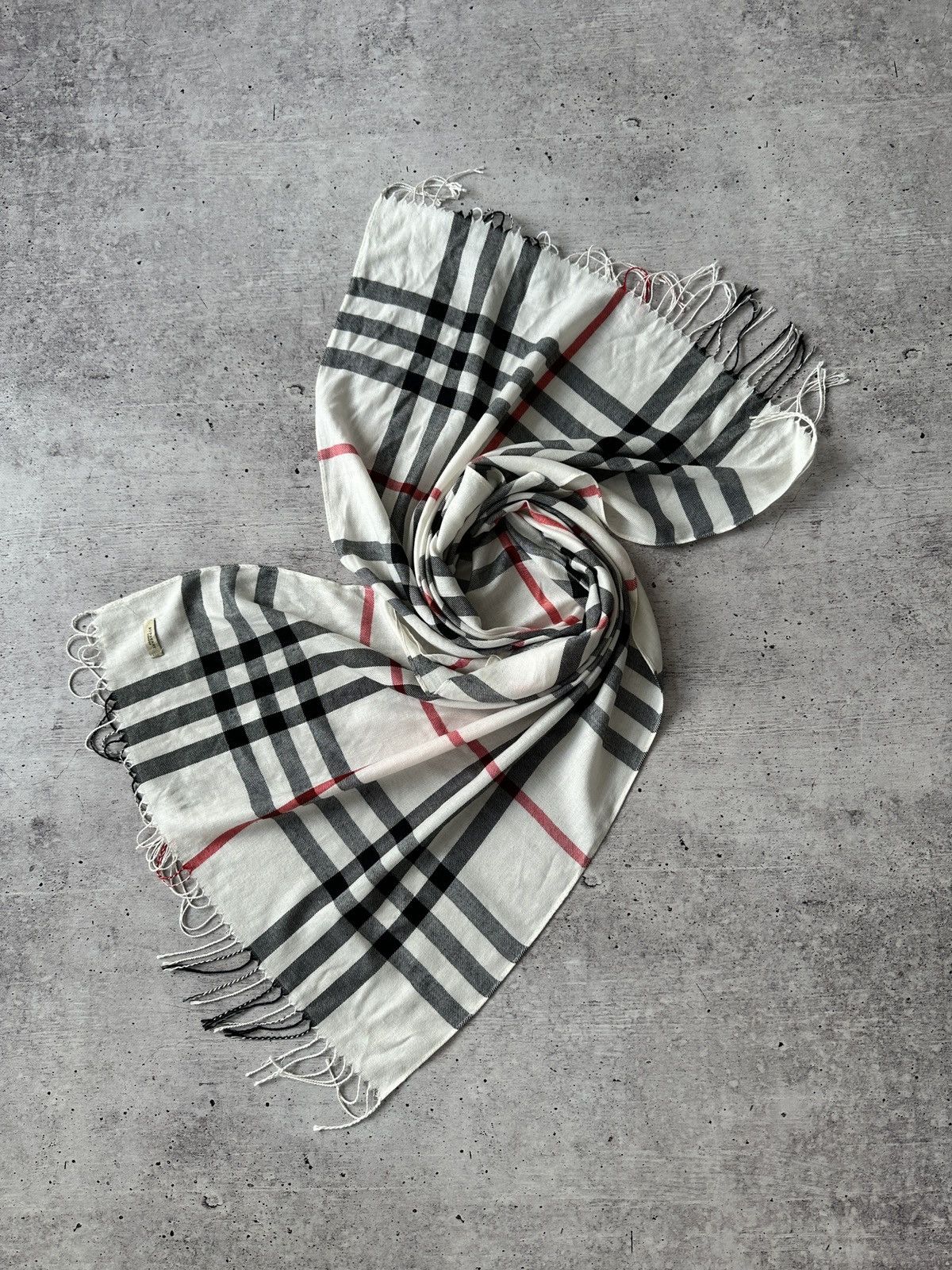 Burberry Burberry scarf muffler Size ONE SIZE - 1 Thumbnail