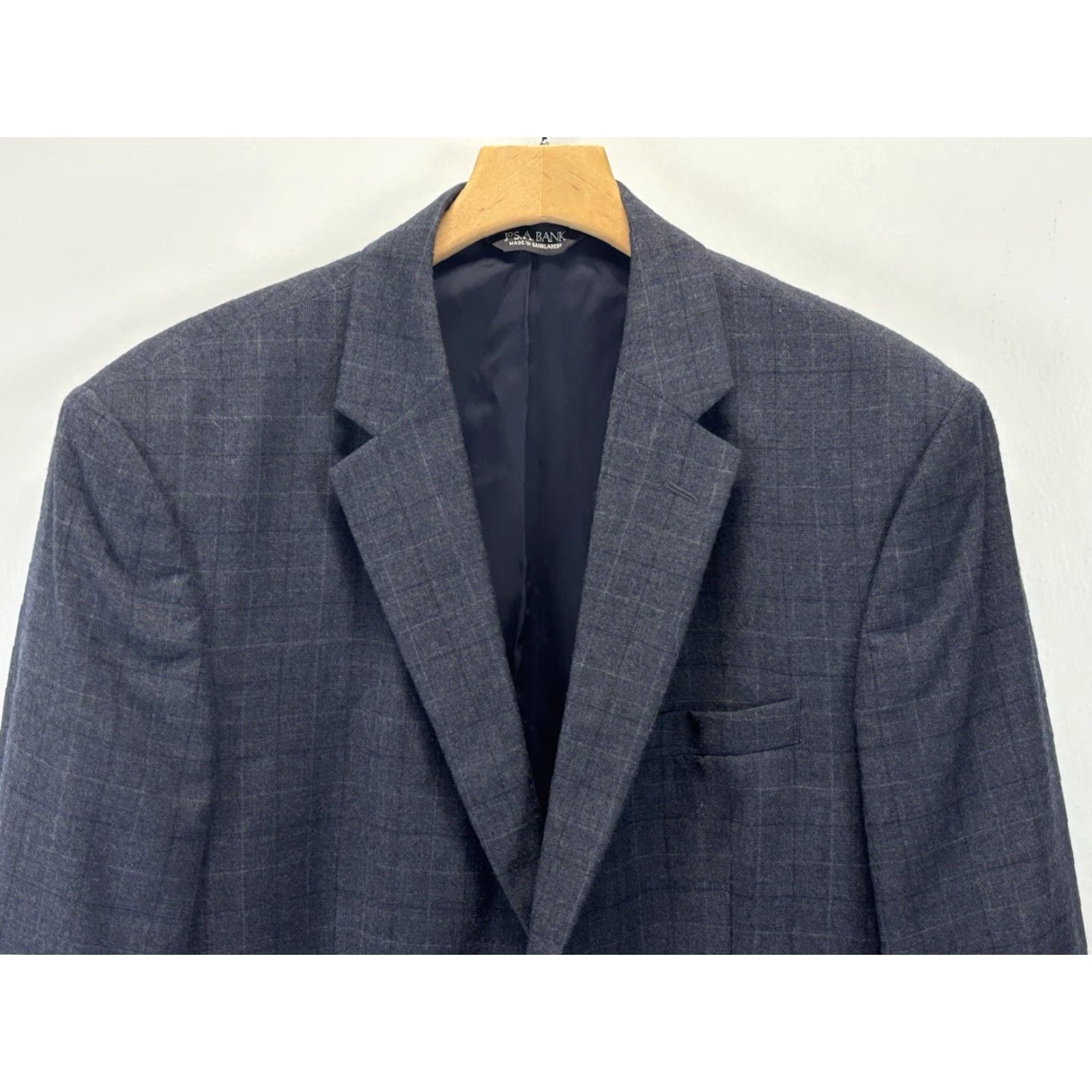 Jos. A. Bank Jos A Bank Blazer Mens 43R Navy Check Wool Travelers Collection Sport Coat Size 46R - 2 Thumbnail