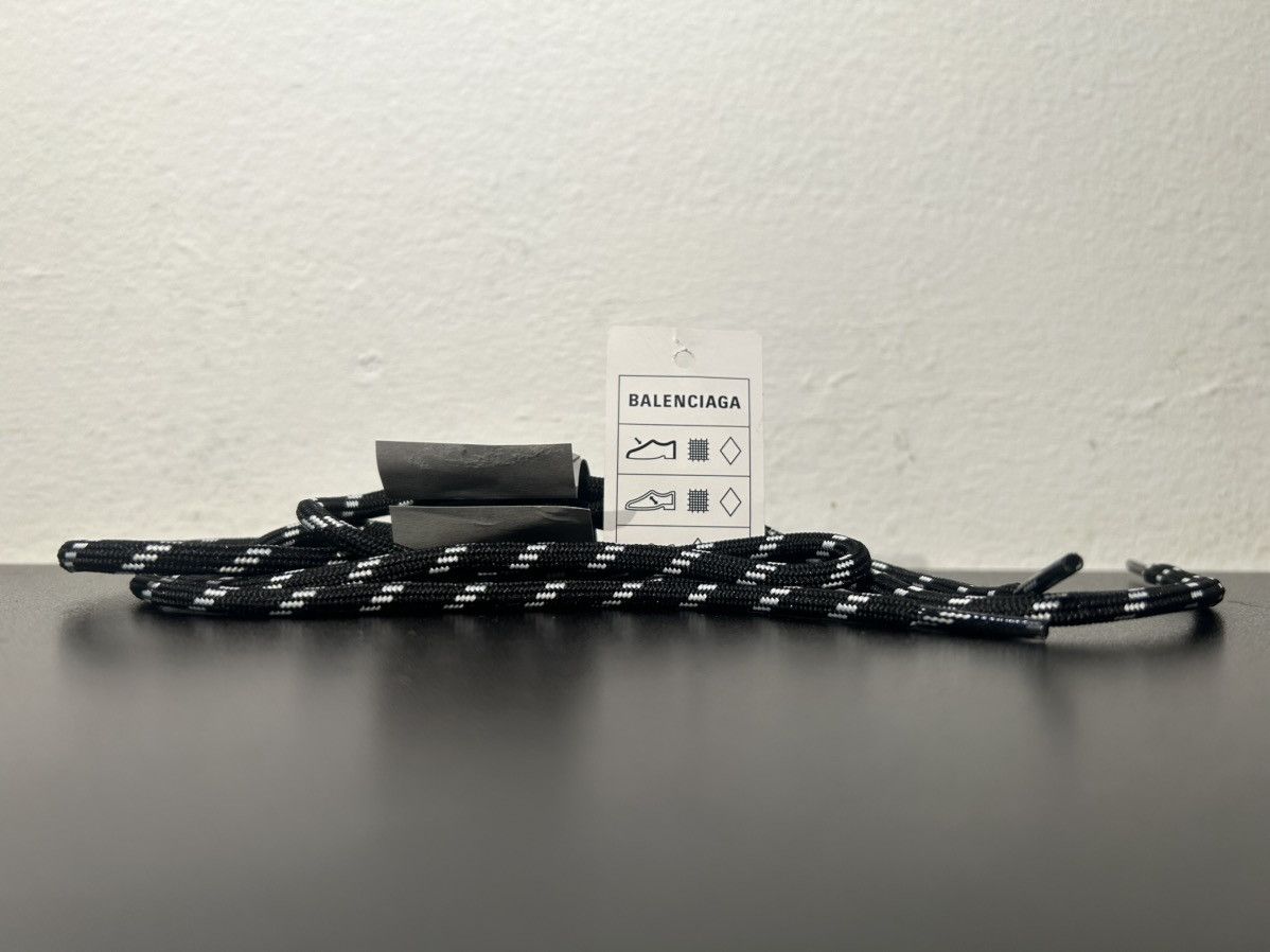 Balenciaga Balenciaga Triple S Size US 6 / EU 39 - 20 Thumbnail
