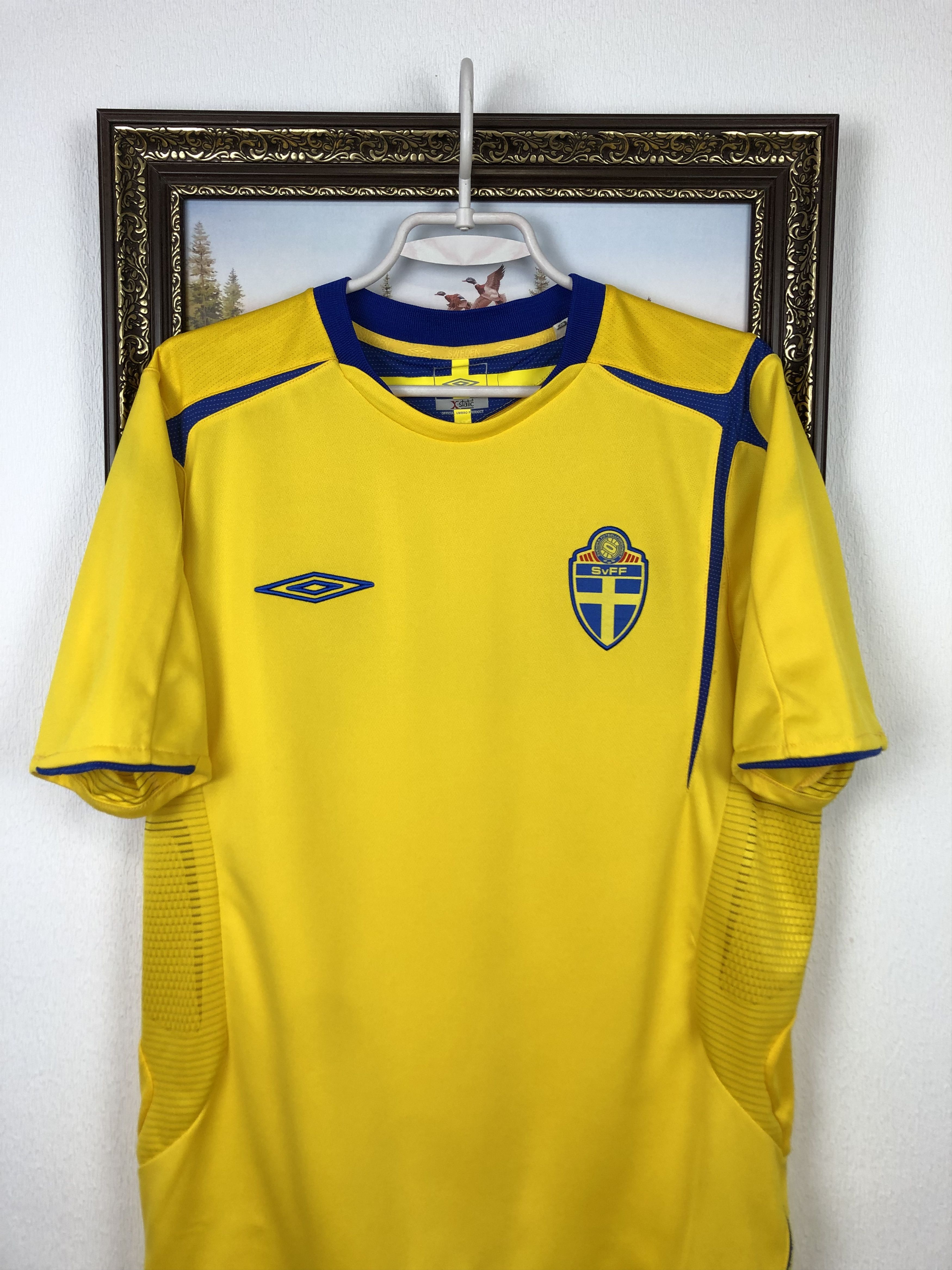 Umbro Sweden football shirt 2005 Soccer Umbro Jersey Tee Hype Size US M / EU 48-50 / 2 - 2 Thumbnail