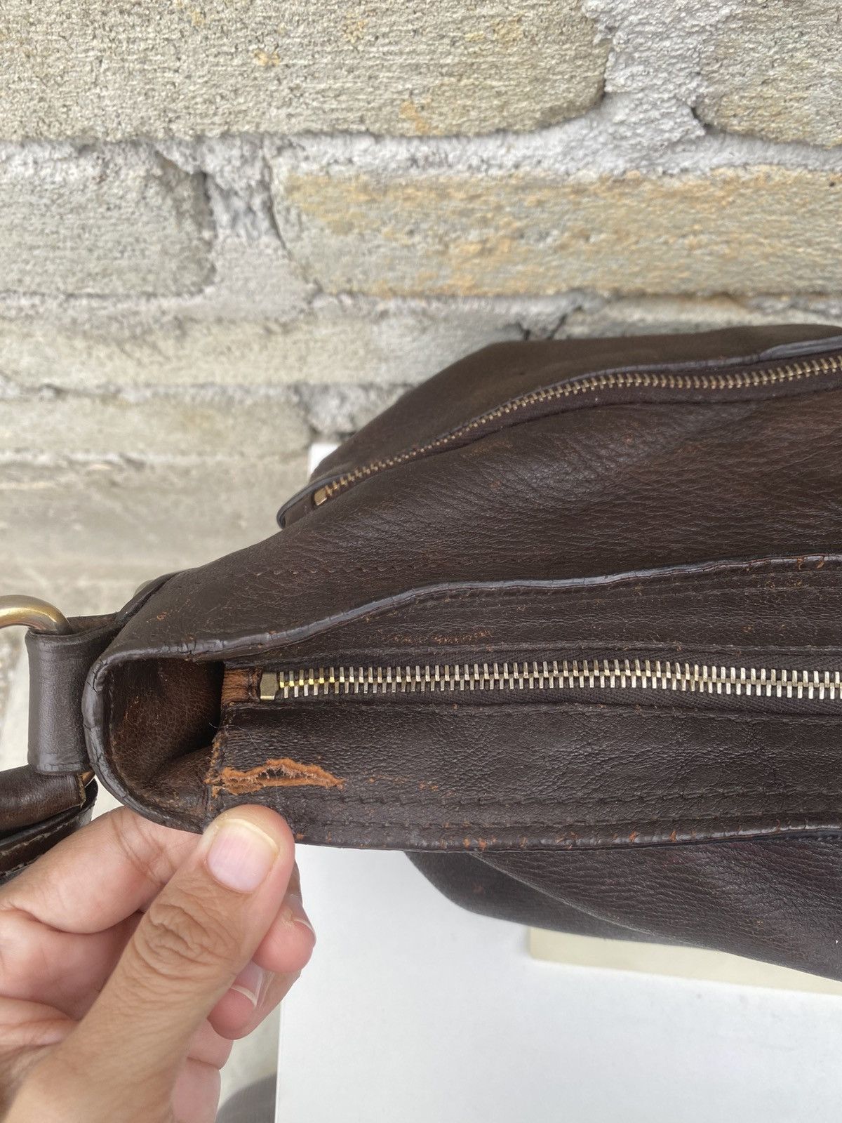Prada Rare PRADA Leather Cross Body Bag Size ONE SIZE - 10 Thumbnail