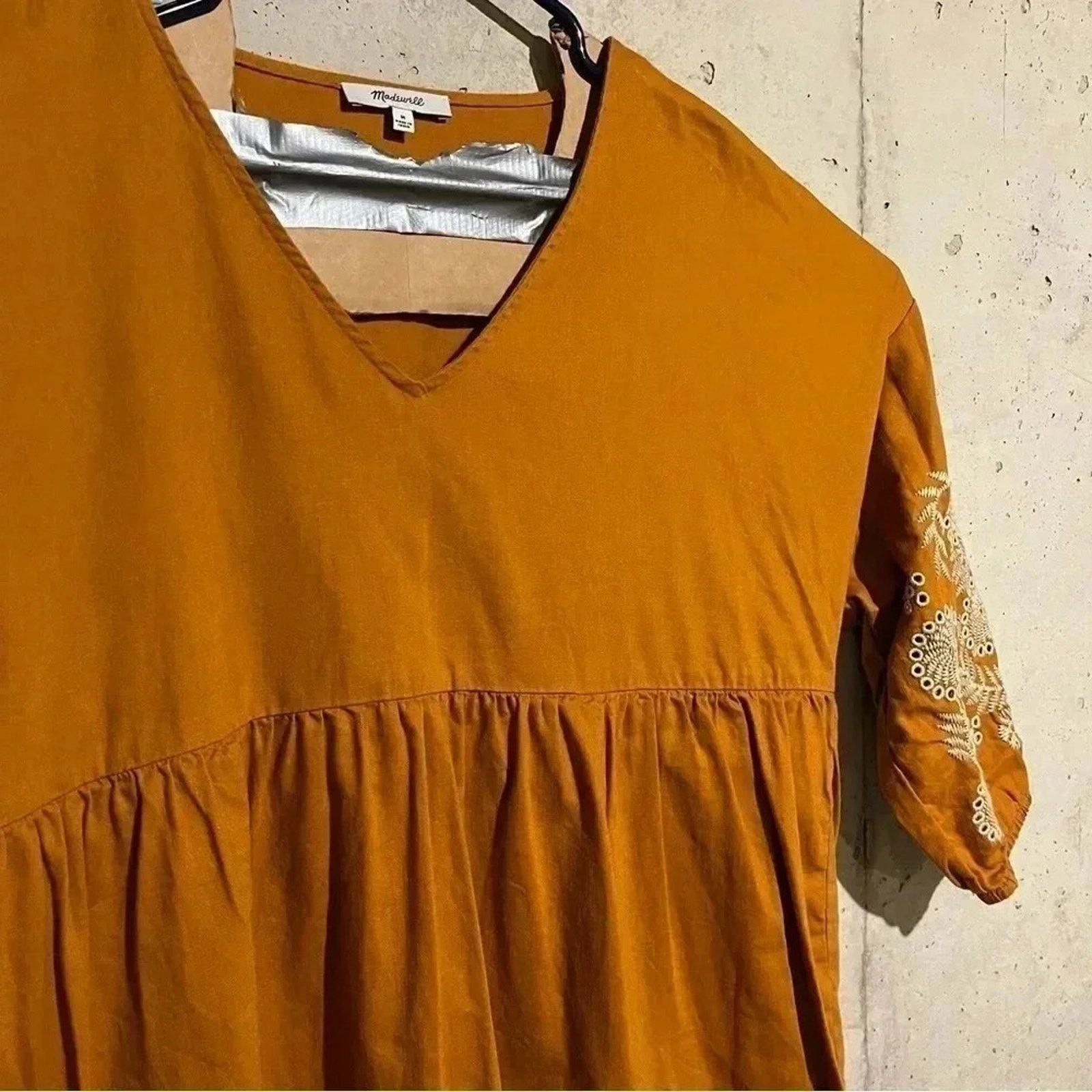 Madewell Madewell Linen Blend Embroidered Sleeve Dress Oversized Med Size M / US 6-8 / IT 42-44 - 4 Thumbnail