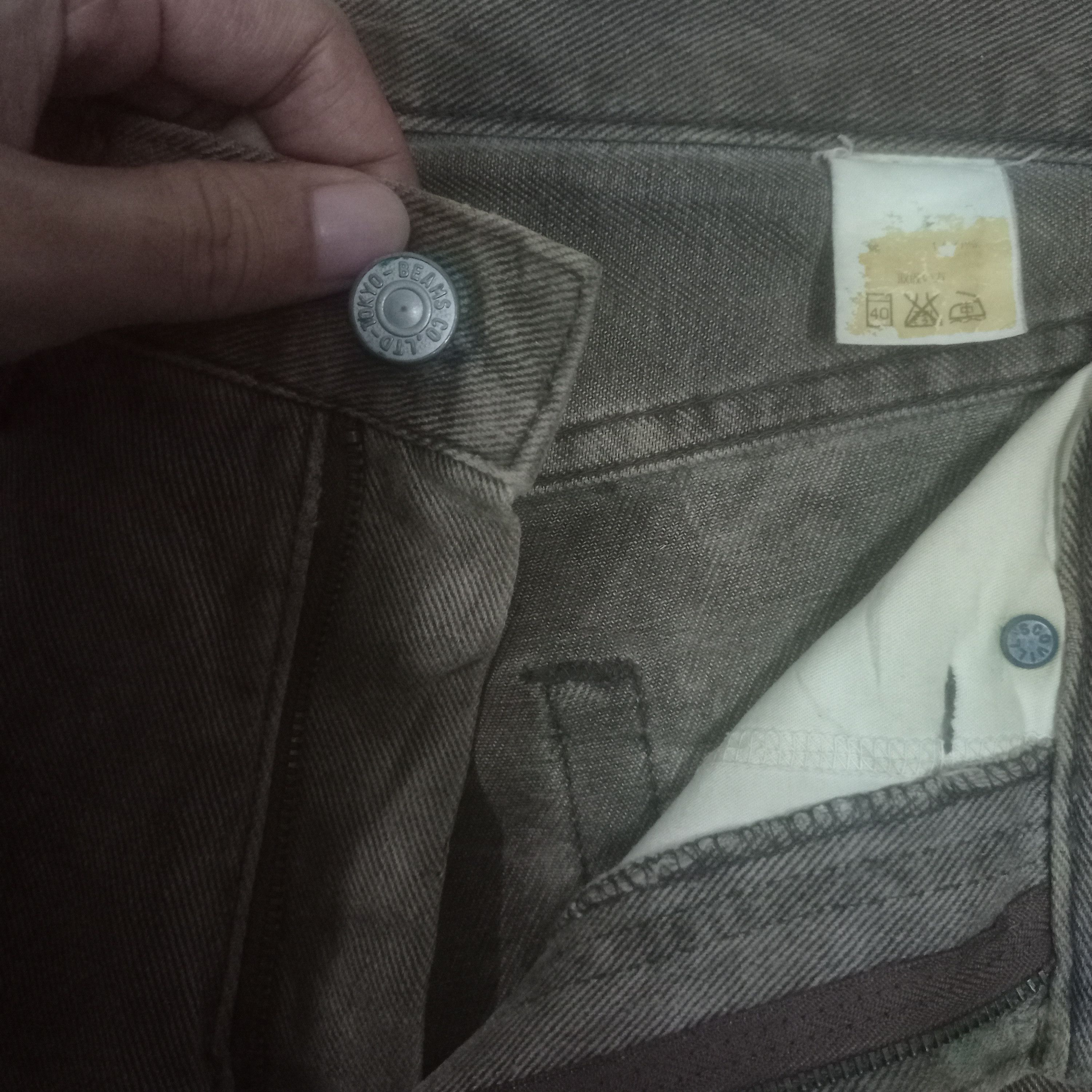 Beams Plus Vintage Beams Corduroy Style Brown Loose Jeans 30x28 Size US 30 / EU 46 - 3 Thumbnail