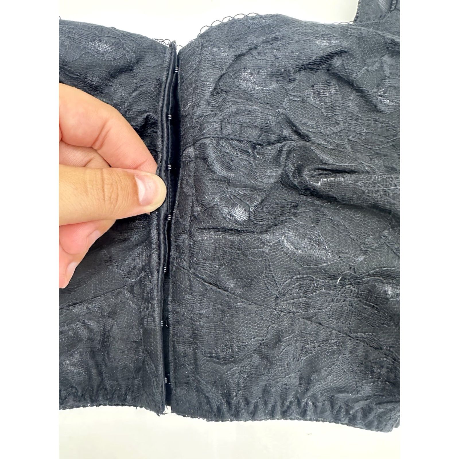 Bones No Bones Bra Womens 48D Black Front Closure NWTs Bra Various Styles Ladies 48B/C? Size ONE SIZE - 2 Thumbnail