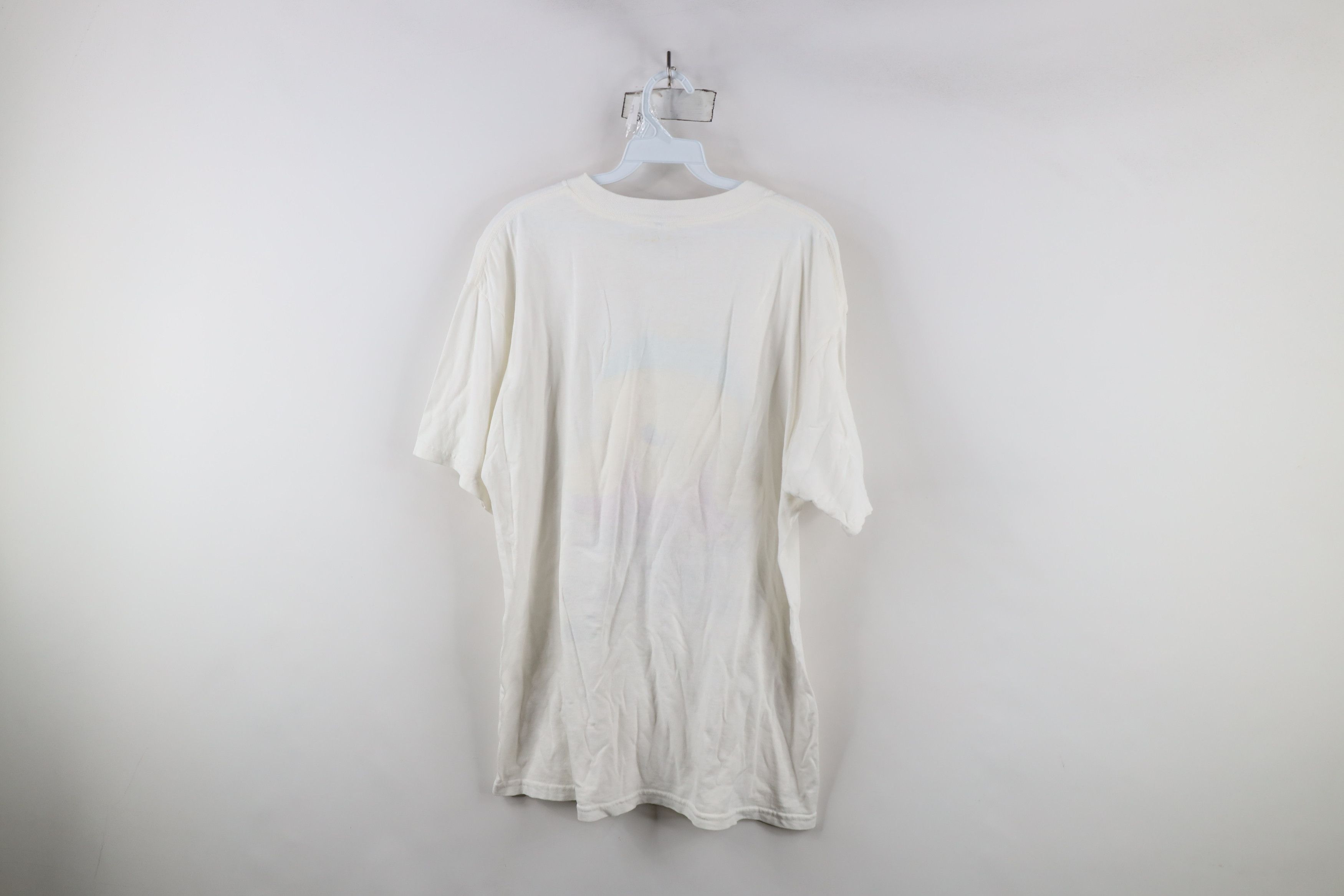 Vintage Vintage 90s Comedy Central Cartman Beefcake T-Shirt White Size US L / EU 52-54 / 3 - 11 Thumbnail