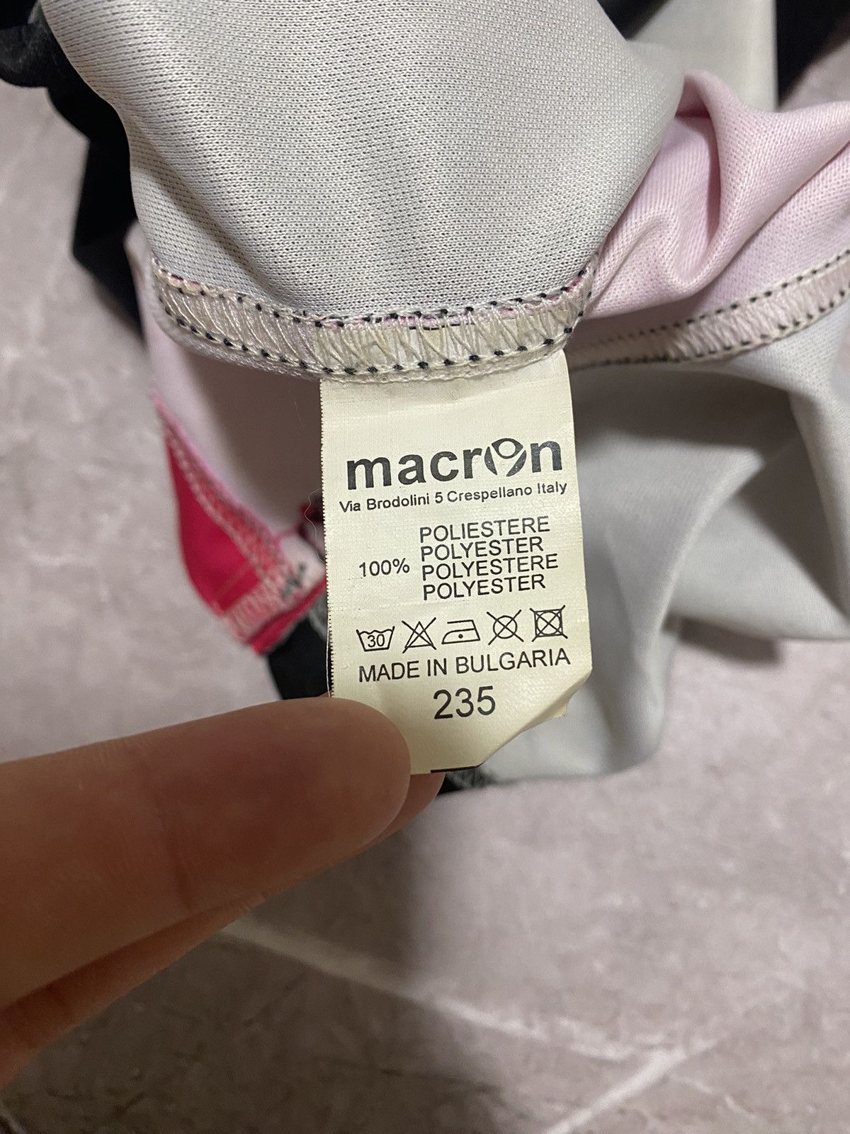 Macron Macron 2014 Wakefield Wildcats Away Rugby League Jersey Y2K Size US L / EU 52-54 / 3 - 19 Thumbnail