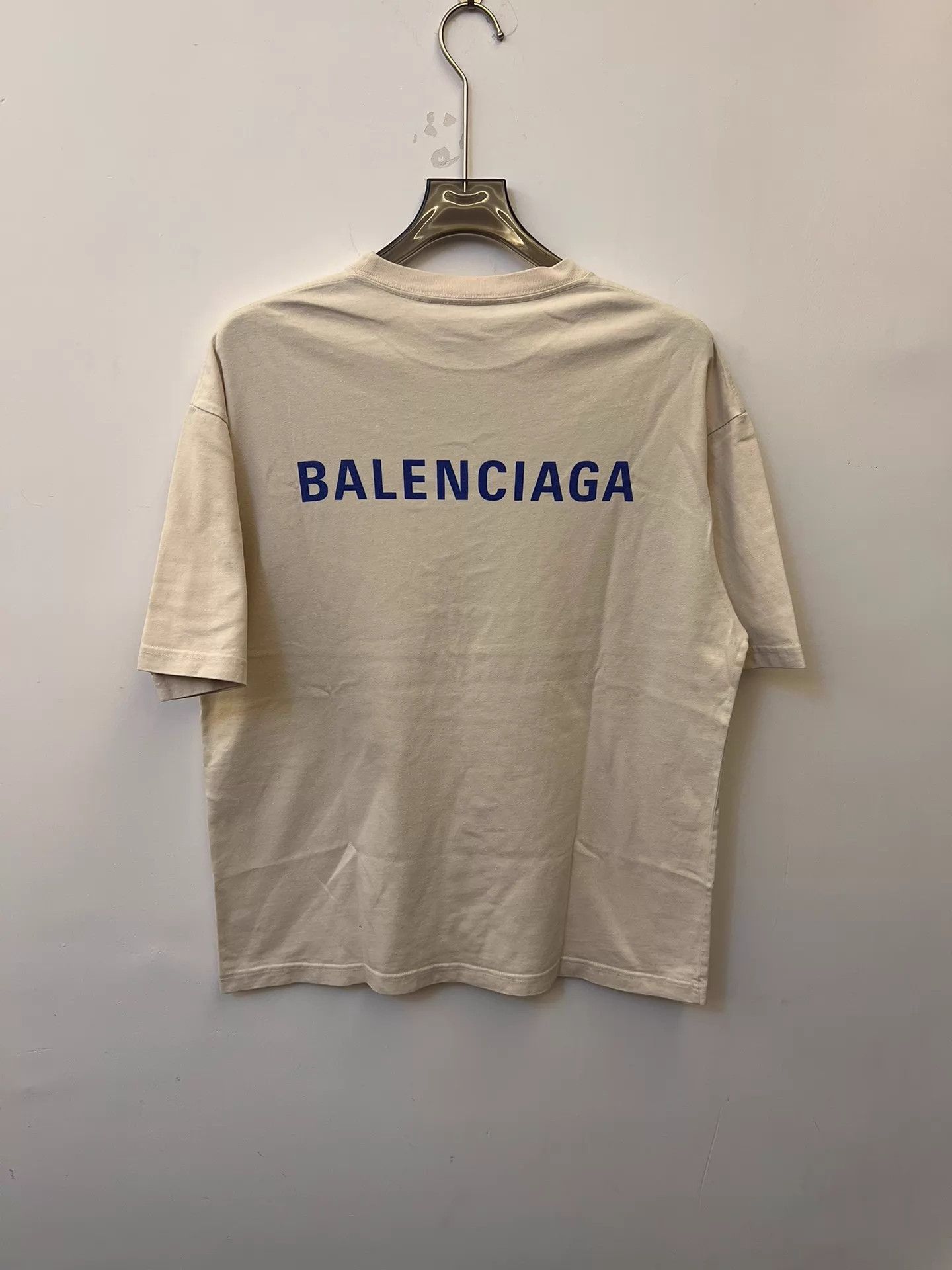 Balenciaga Balenciaga Oversized Logo Print Cream Tee Men's S Size US S / EU 44-46 / 1 - 3 Thumbnail