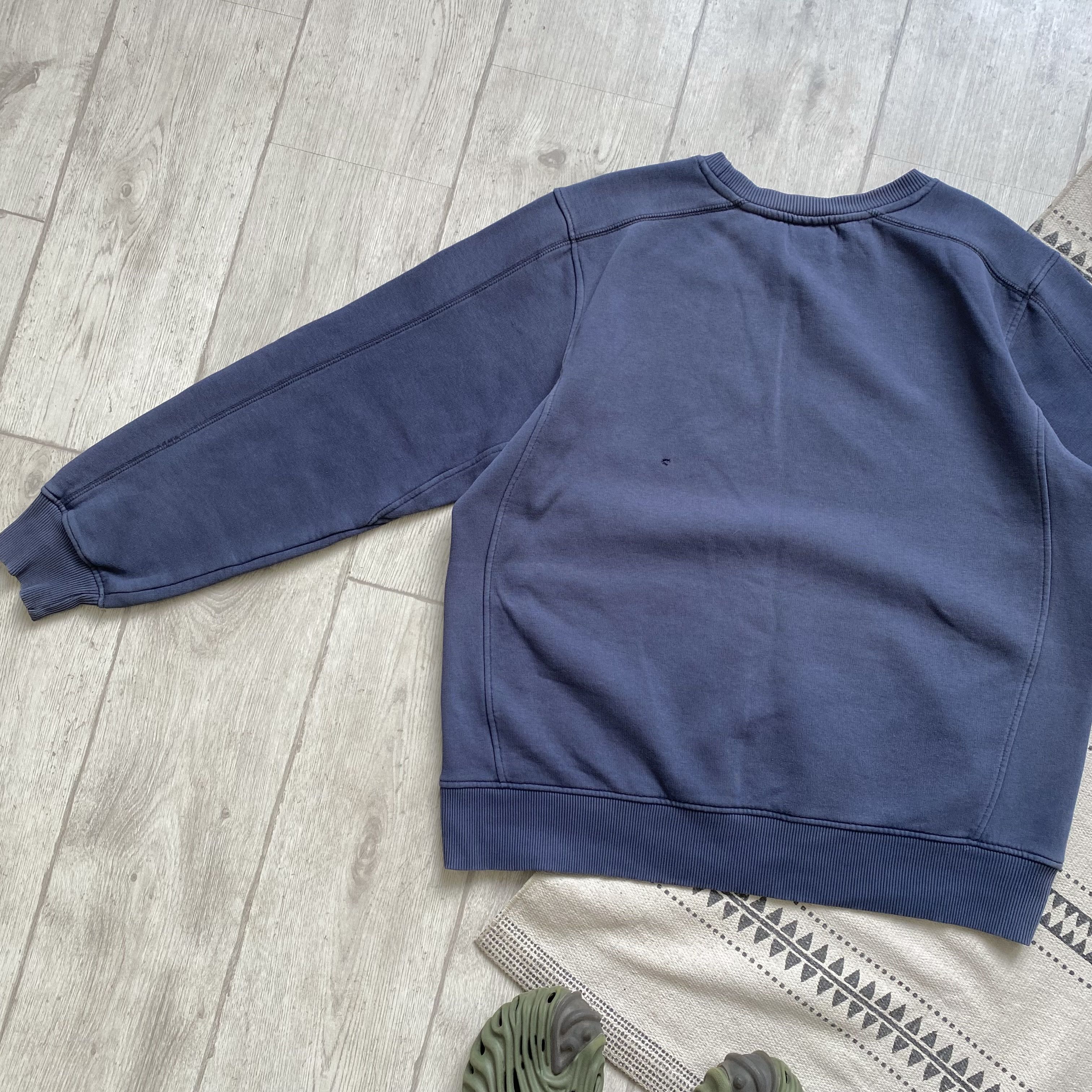 Nike Vintage 90s Faded Nike Sweatshirt center logo Swoosh Size US L / EU 52-54 / 3 - 9 Thumbnail