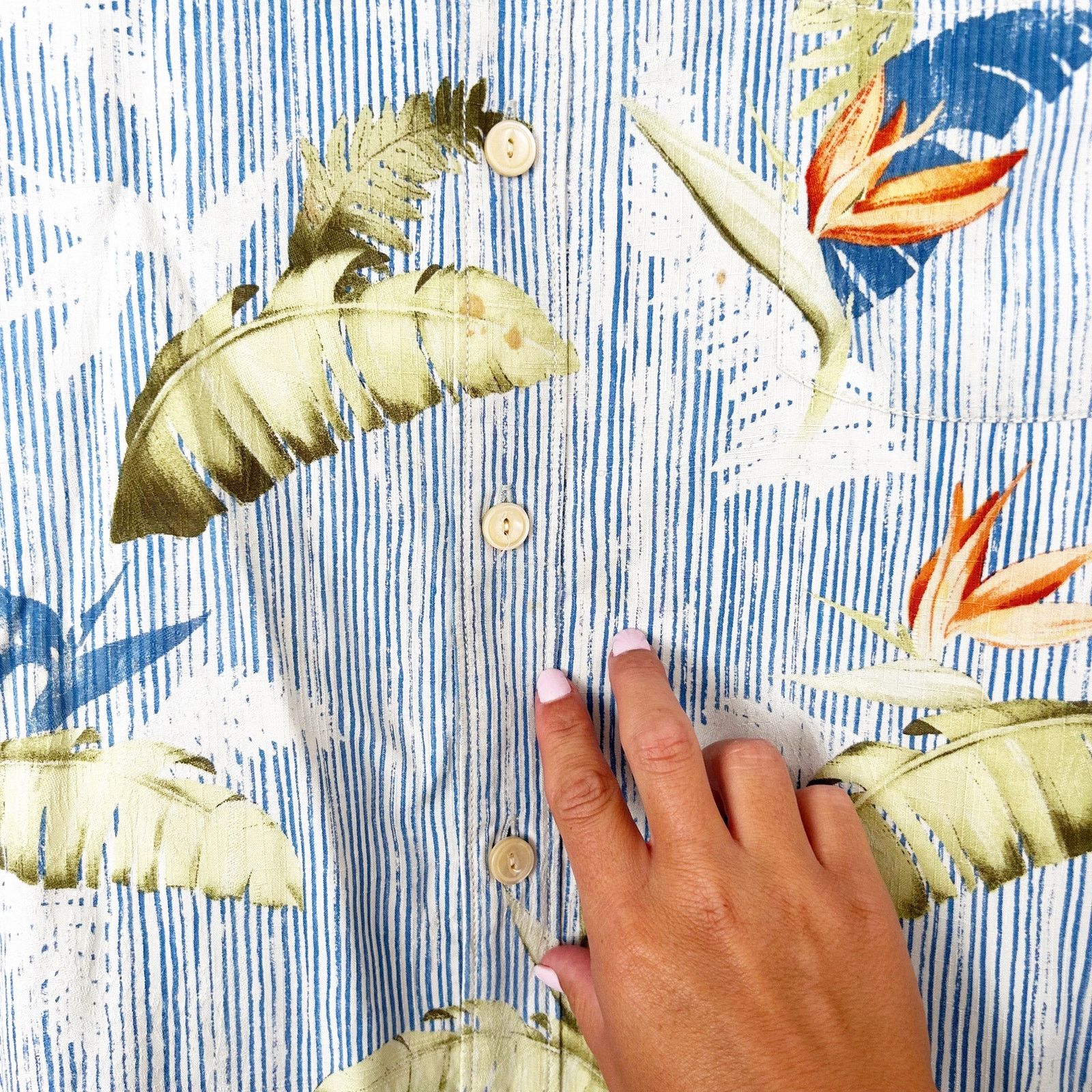 Tommy Bahama Tommy Bahama Silk Hawaiian Floral Short Sleeve Button Down Size US XL / EU 56 / 4 - 5 Thumbnail
