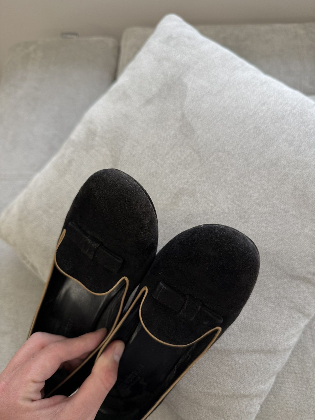 Louis Vuitton Louis Vuitton Pump Suede Uniform Shoes Size 40 Size US 10 / IT 40 - 9 Thumbnail