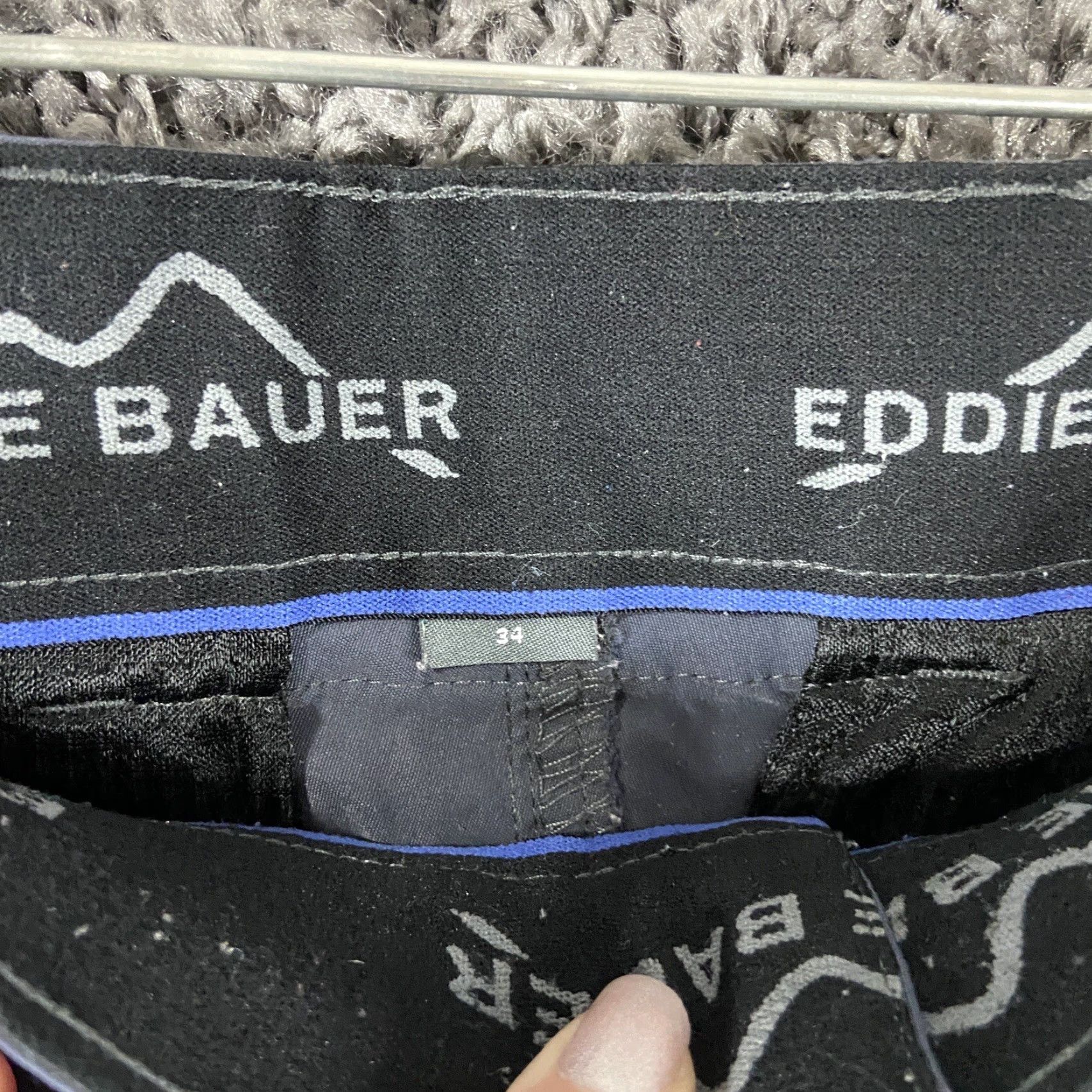 Eddie Bauer VINTAGE? Eddie Bauer Gray Cargo Shorts Men Adult 34 Gray, Cargo, 34, Men Size US 34 / EU 50 - 4 Thumbnail