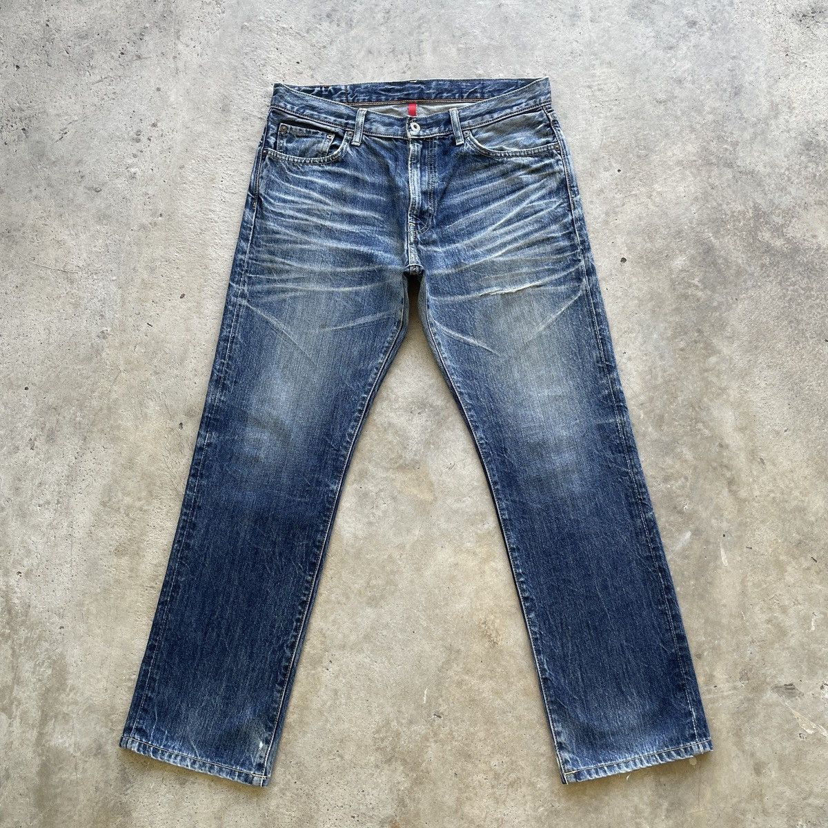 Japanese Brand Vintage Japanese Faded Distressed Jeans Denim Pants W34x30 Size US 34 / EU 50 - 1 Thumbnail