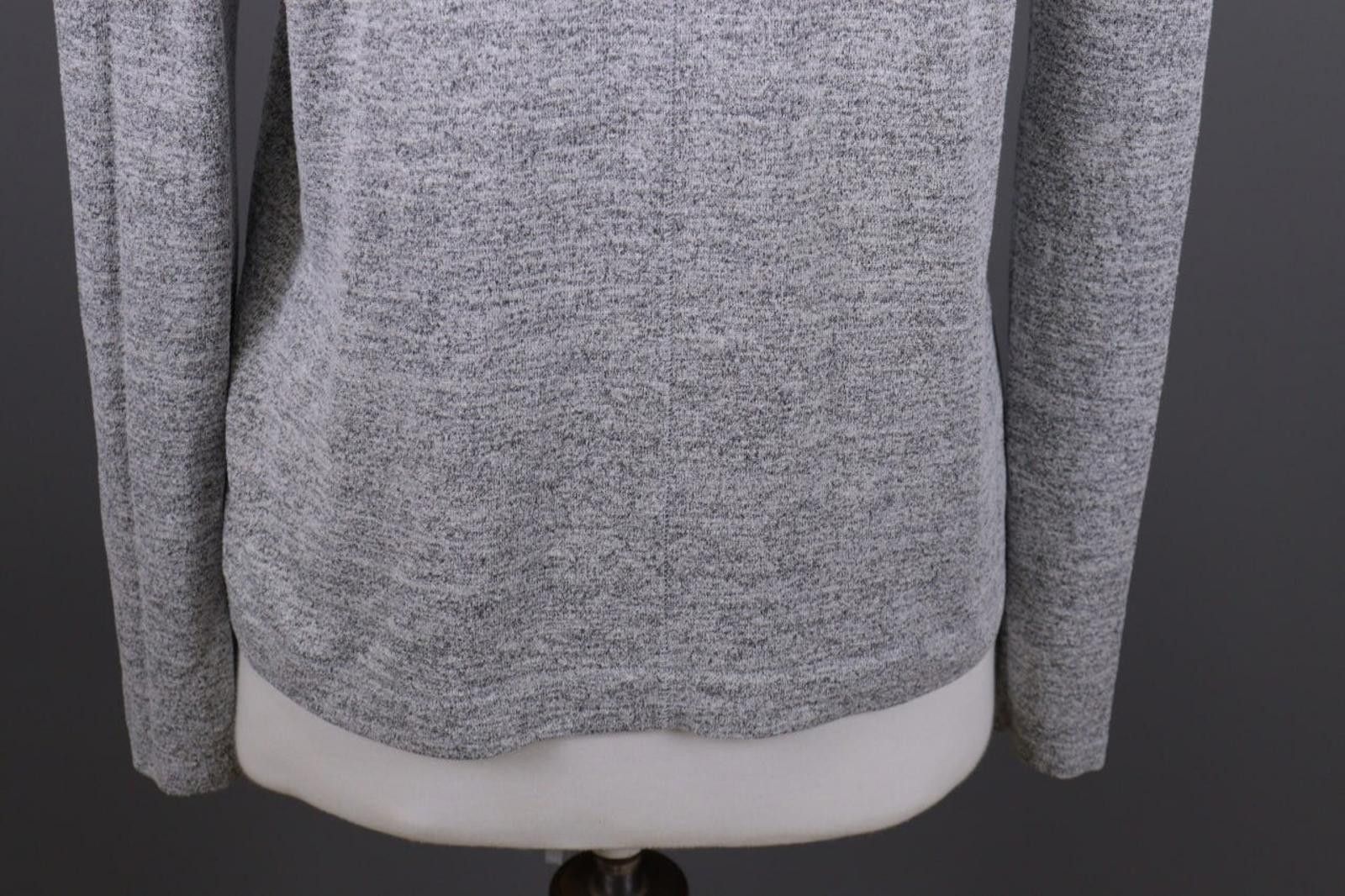 Rag & Bone Rag & Bone Gray V-Neck Knitted Pullover Sweater Size S Size S / US 4 / IT 40 - 10 Thumbnail